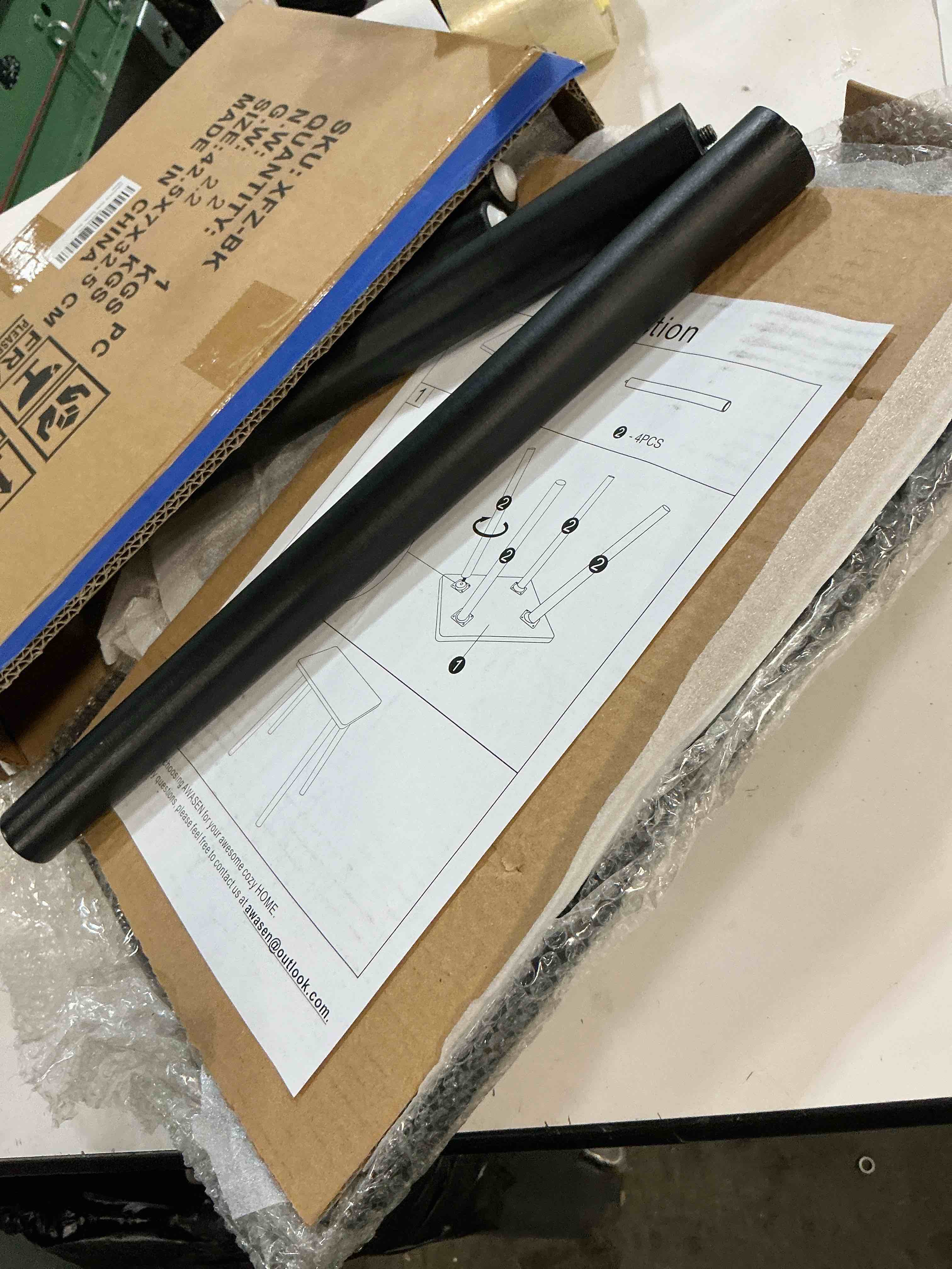 https://s3.amazonaws.com/lotting-images-prod/bidfta/PNK5215262_1778098527479.jpeg