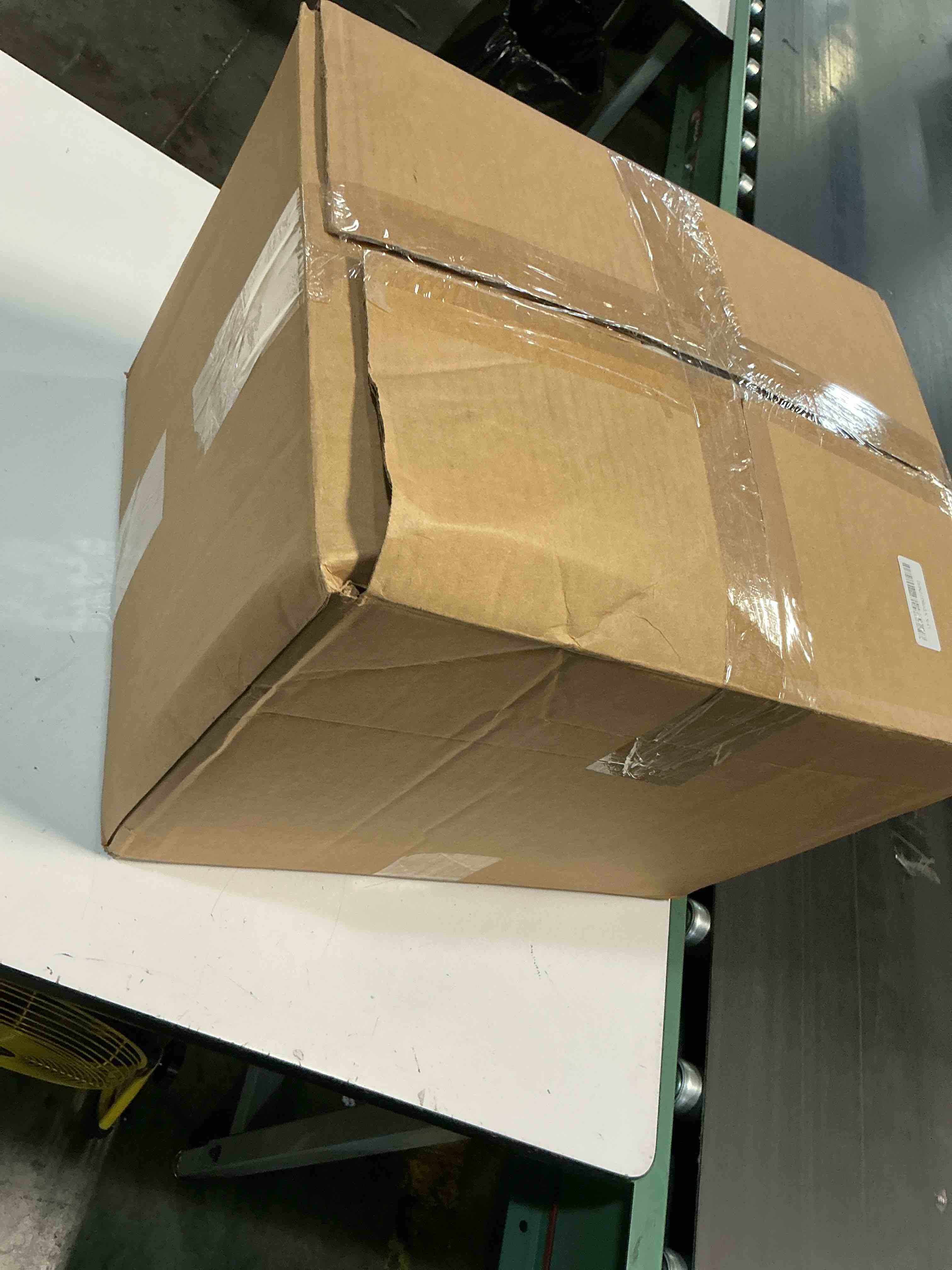 https://s3.amazonaws.com/lotting-images-prod/bidfta/PNK6048407_1776186632216.jpeg