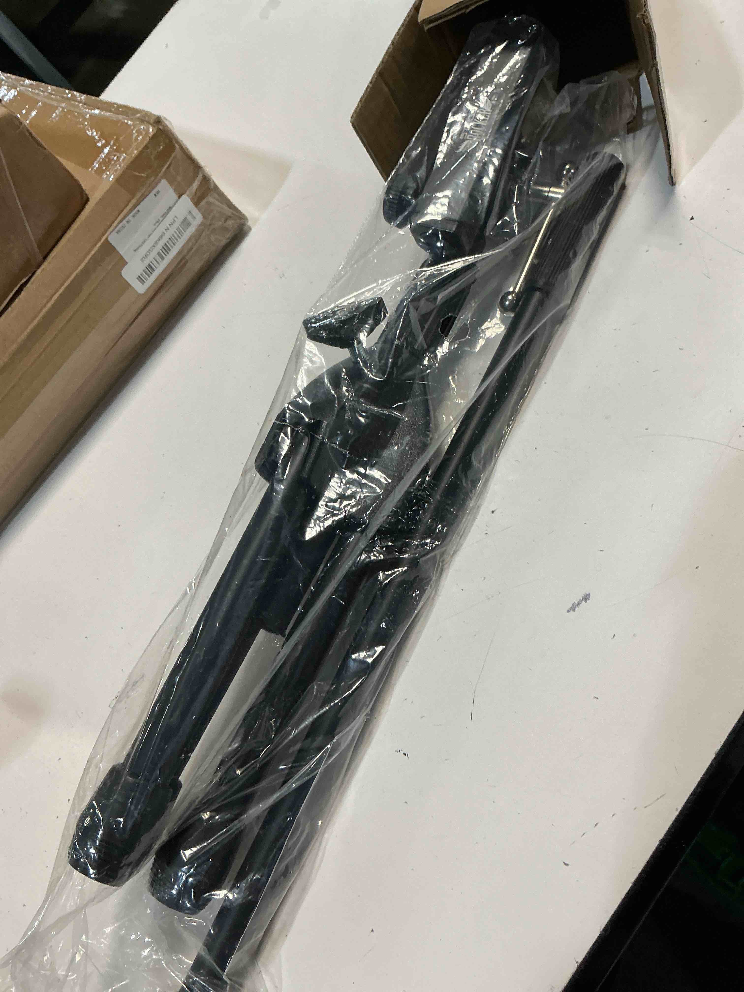 Condition photo showing New/Like New for stage rocker foldable tripod low-profile mic boom stand - height extending from 9.6'' to 16.9'', w/adjustable telescoping arm up to 9'', lightweight/convenient, black, powered by hamilton(sr610121b) 1 pack