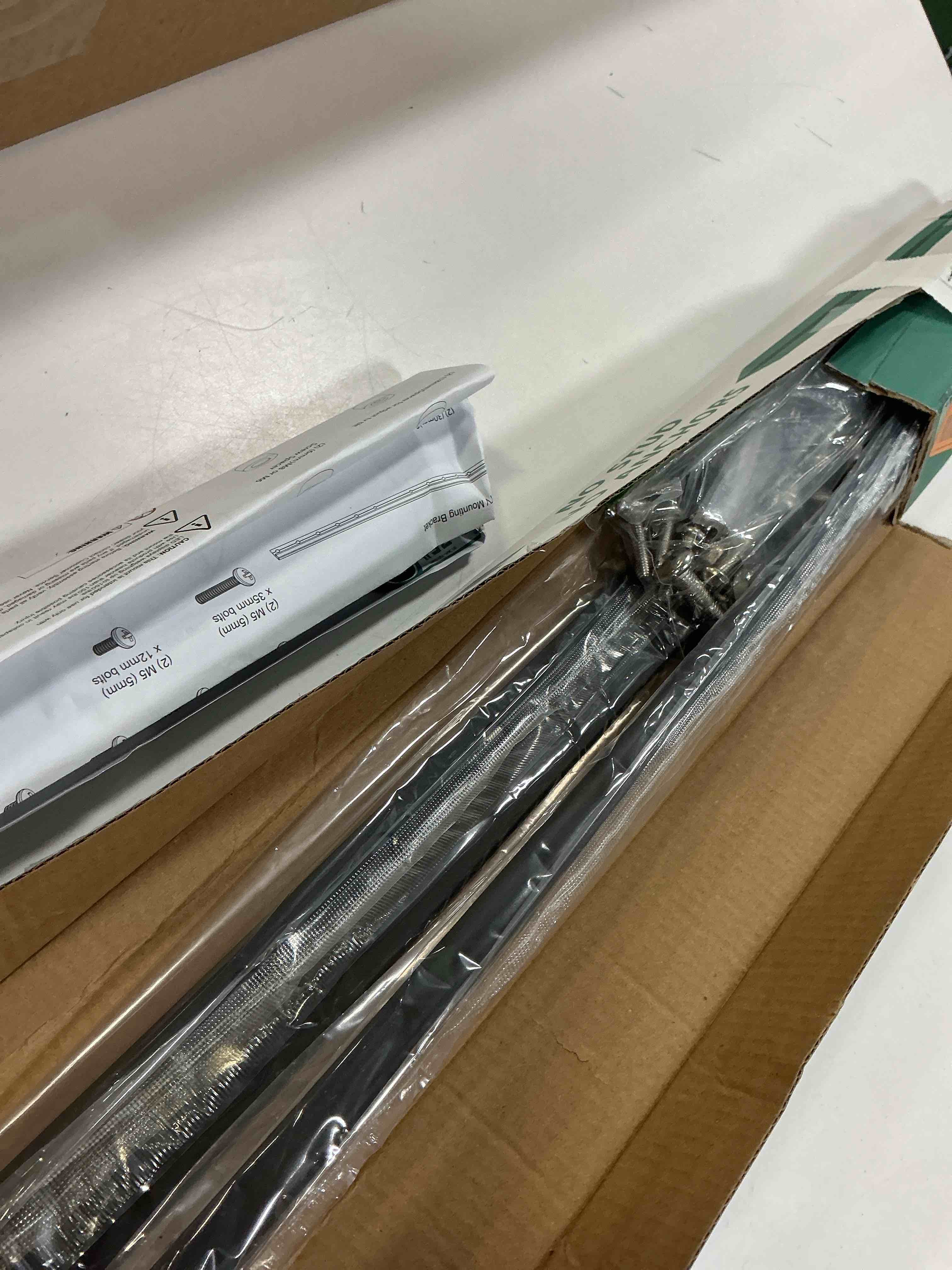Condition photo showing Good Condition for studless tv wall mount for 32-75 inch tvs, no stud drywall tv mount holds up to 150 lbs, low profile, no drill, easy to install for bedroom living room, bubble level included