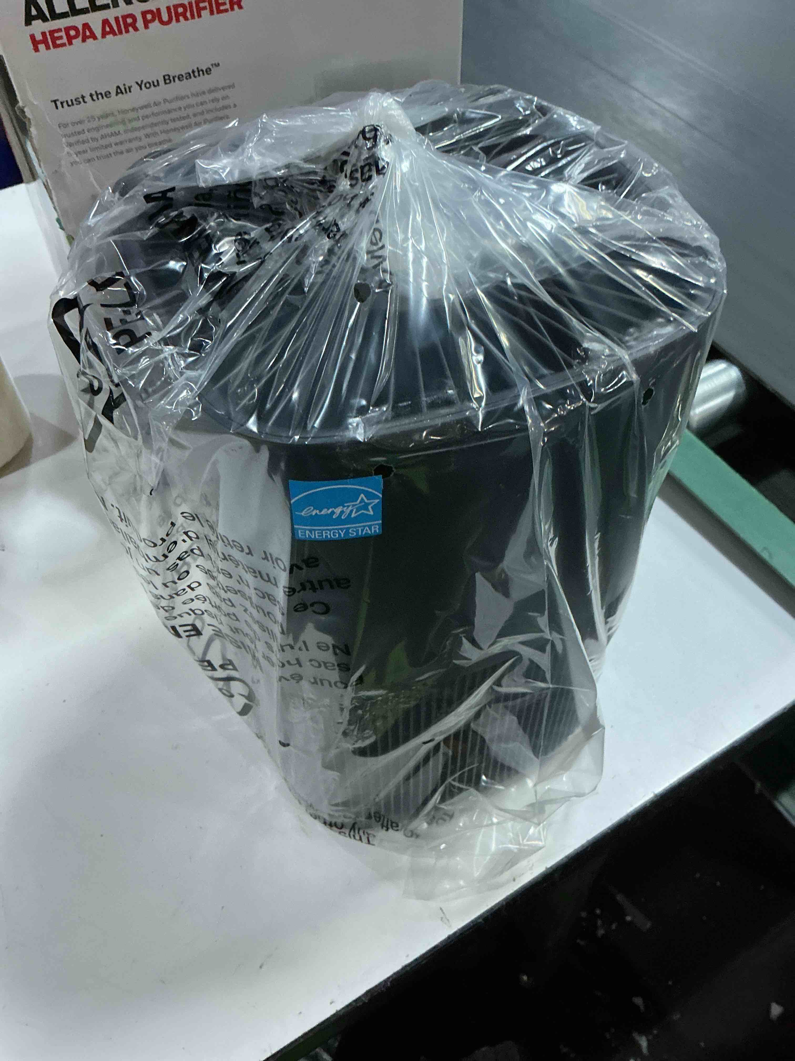 Condition photo showing New/Like New for honeywell allergen plus true hepa air purifier black hpa120