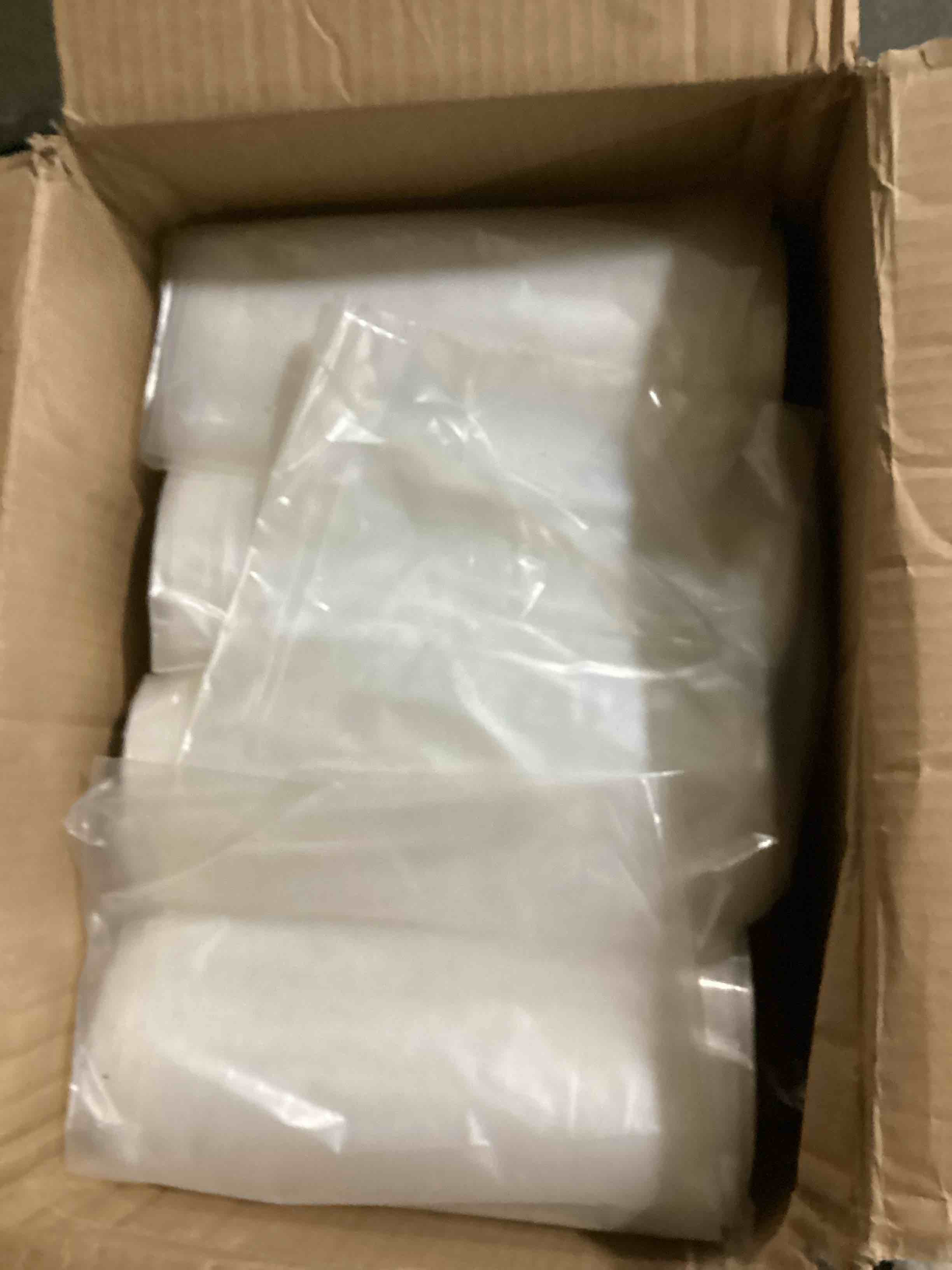 https://s3.amazonaws.com/lotting-images-prod/bidfta/PNK6138140_1789567605860.jpeg
