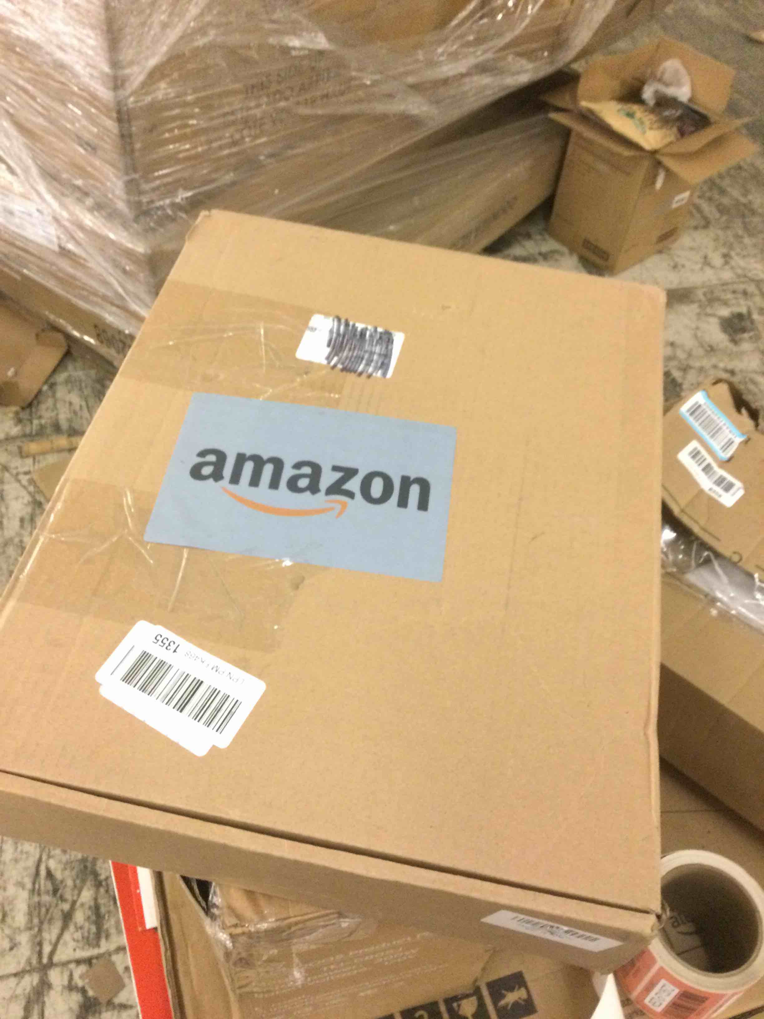 Condition photo showing Good Condition for 4FT Marquee Light Up Numbers 6,Party Decoration Large Marquee Light Up Letters with Weighted Water Bag,Pre-cut Foam Board Set Can Be Used for Birthdays,Weddings,Baby Anniversaries Number 6 White 4ft