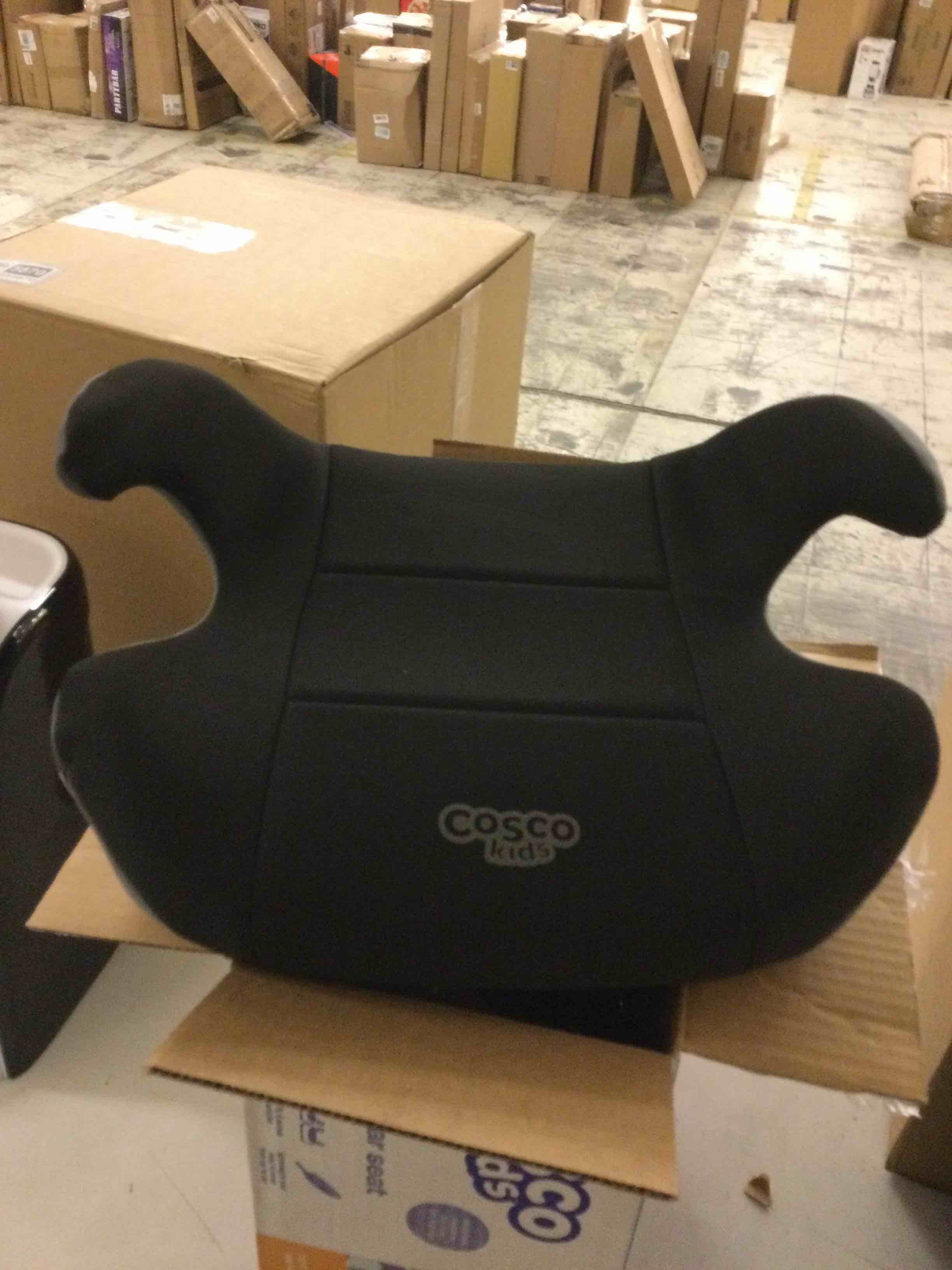 Condition photo showing New/Like New for cosco kids rise lx booster car seat 