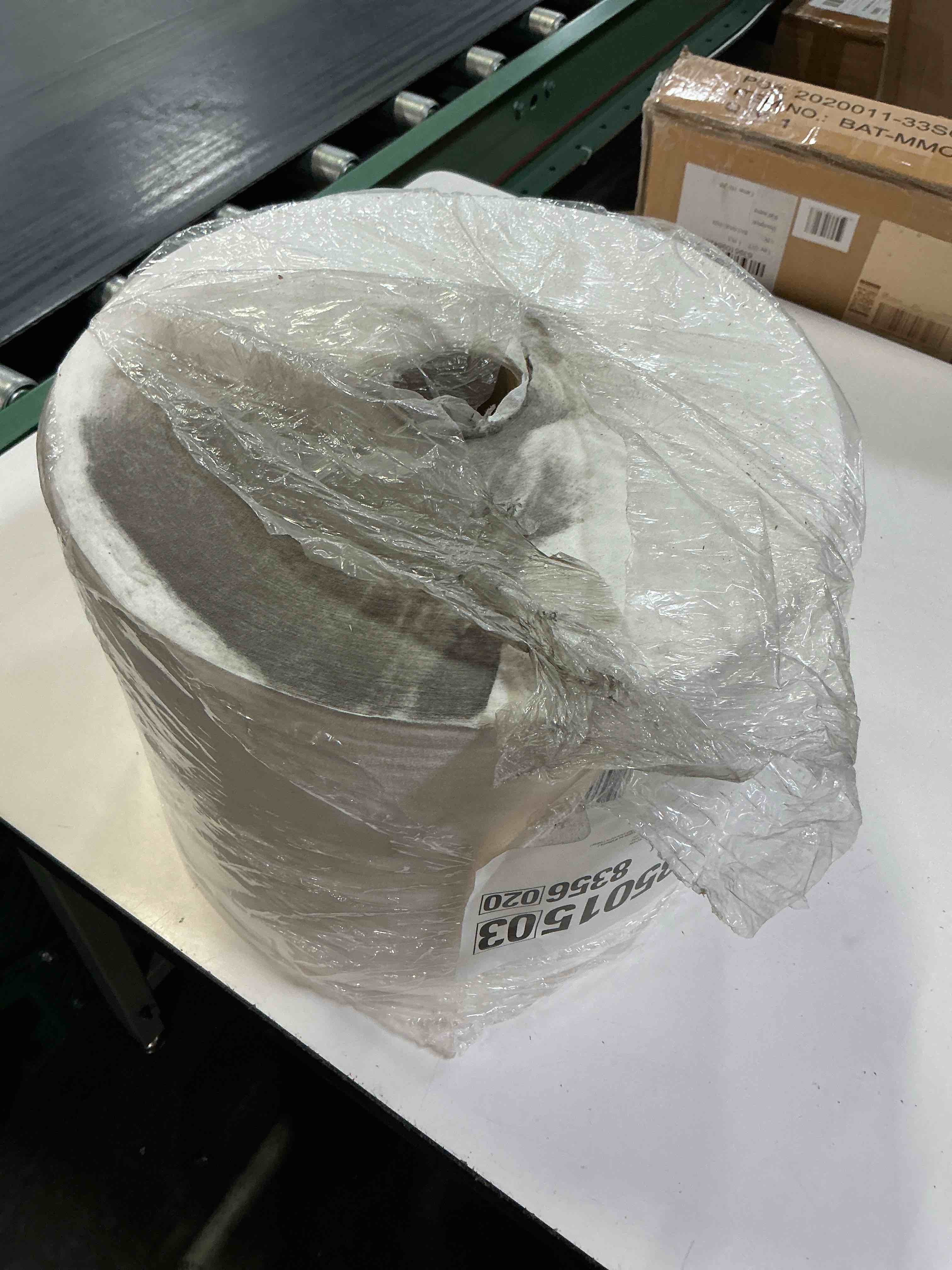 Condition photo showing Good Condition for wypall x50 disposable cloths (35015) jumbo roll 9.8 x 13.4 white 1 100 sheets per roll