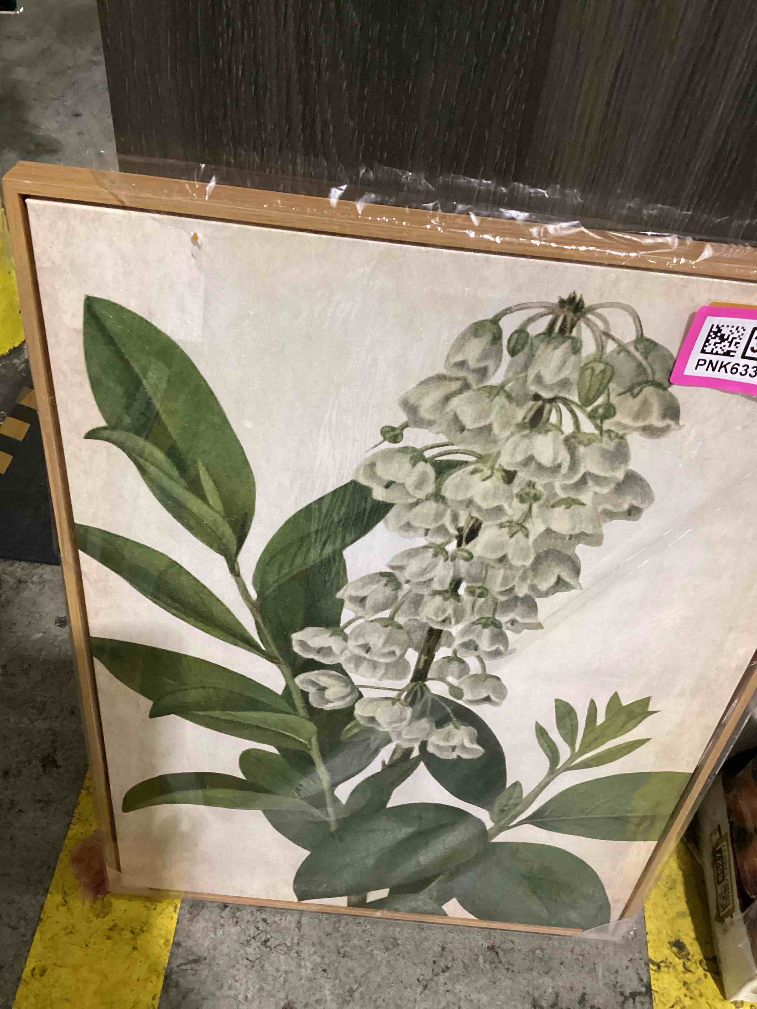 Condition photo showing Good Condition for (design may vary)1 framed canvas wall art - natural float framed