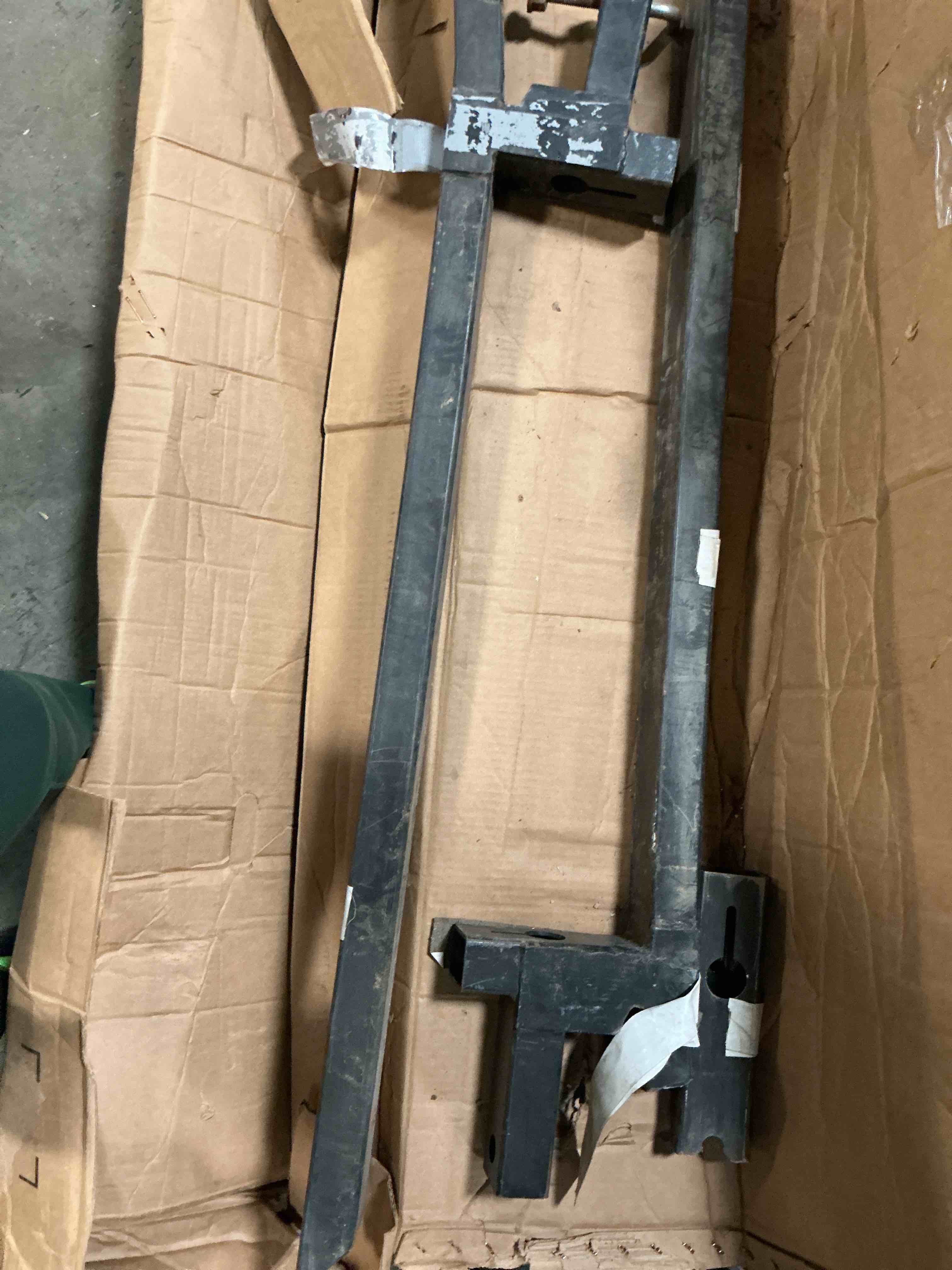 https://s3.amazonaws.com/lotting-images-prod/bidfta/PNK7282247_1789475750692.jpeg