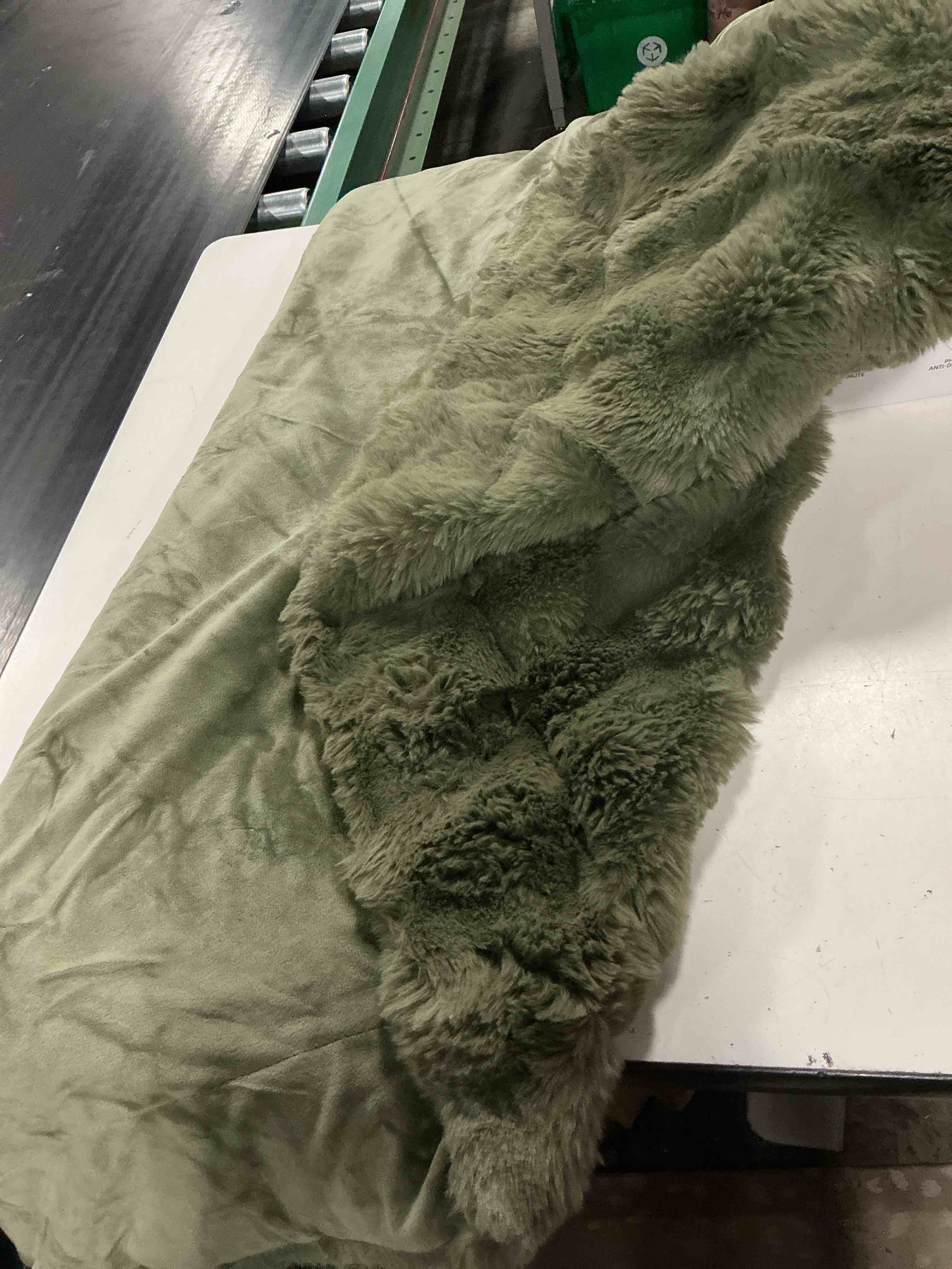 Condition photo showing Good Condition for generic faux fur throw blanket for couch,sofa bedroom living room,big bubble rabbit fluff blanket for couch bed softest fluffy fuzzy cozy blanket,thick furry plush blankets, 50x60
