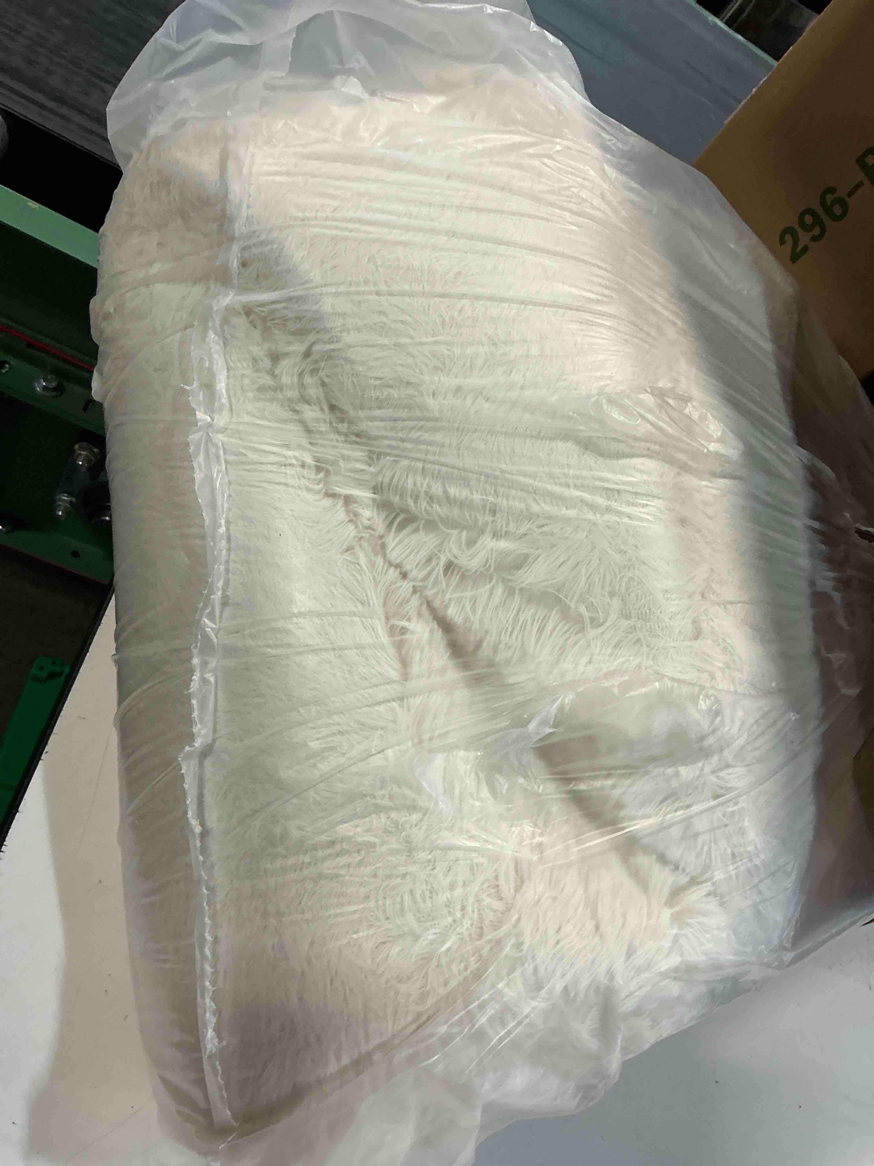 Condition photo showing Good Condition for ophanie rugs for living room, upgrade non-slip fluffy soft 5x8 area rug, shag large fuzzy plush carpets for bedroom ivory, shaggy kids boys girls dorm nursery home decor aesthetic 2- ivory rectangular 5' x 8' (rectangular)