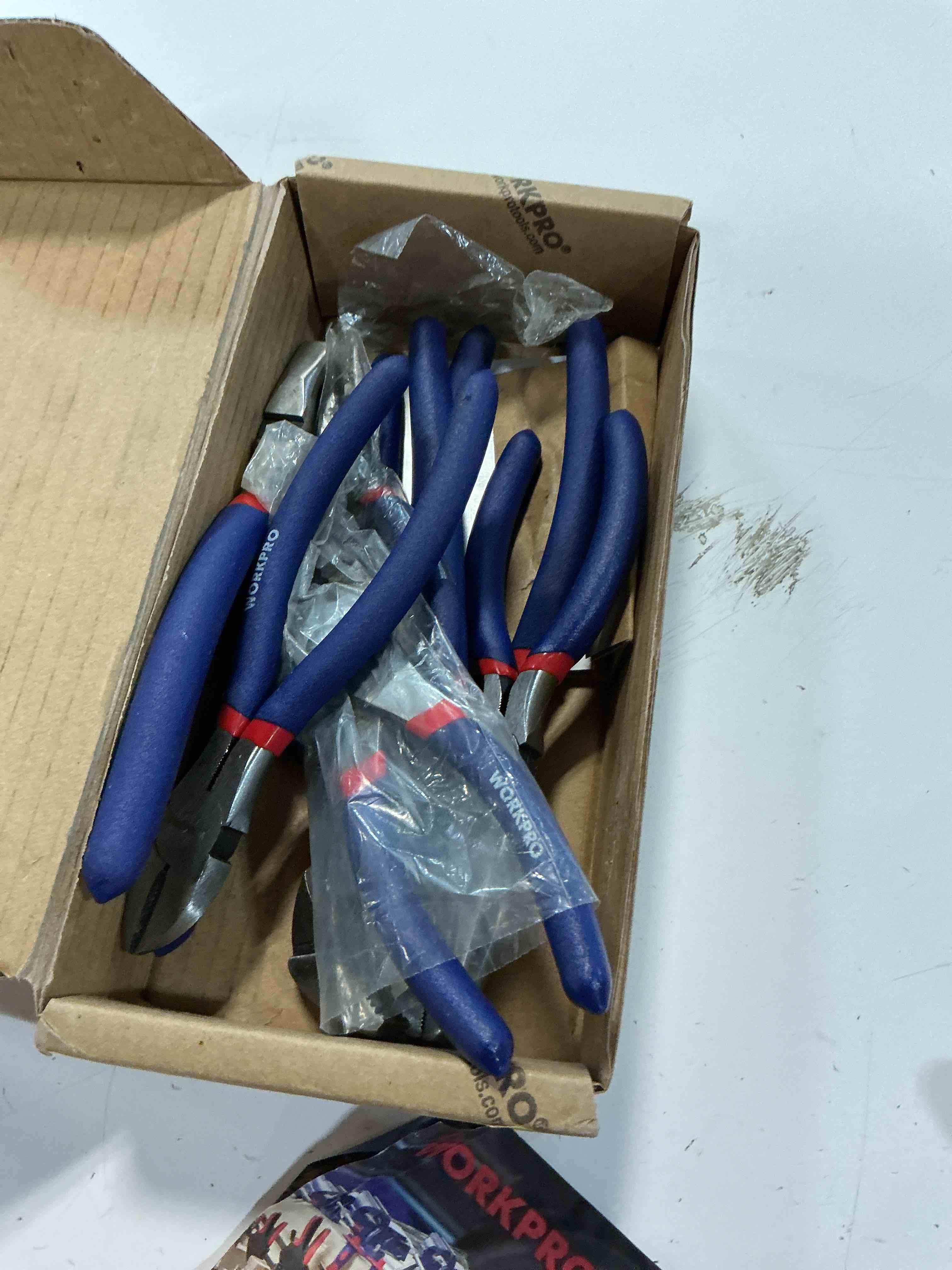 Condition photo showing Good Condition for workpro 7-piece pliers set, pliers tool set with comfort grip, blue | groove joint plier, long nose pliers, slip joint pliers, linesman plier, diagonal pliers for diy & home use