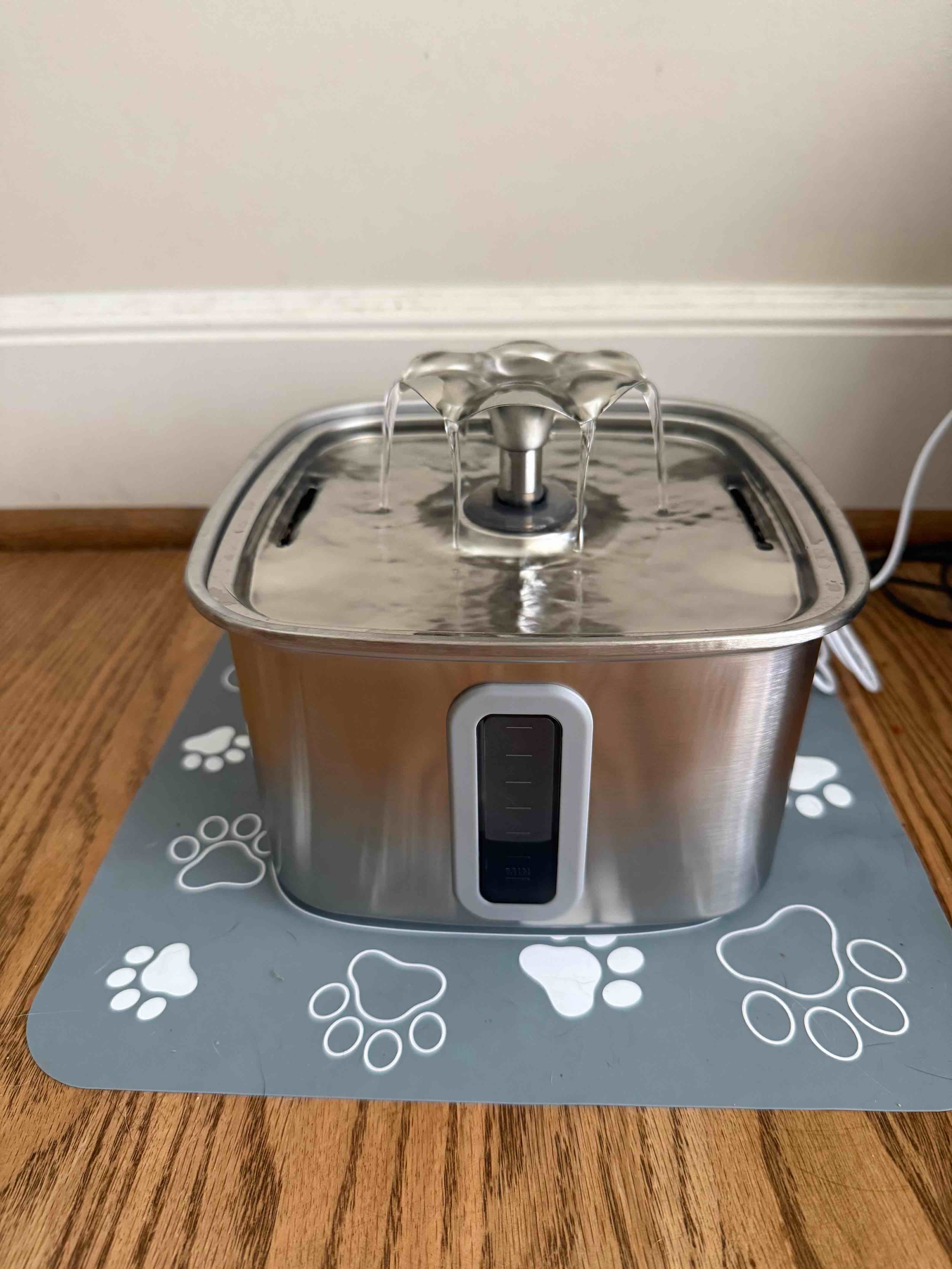 veken innovation award winner stainless steel cat water fountain, 108oz | automatic pet fountain dog water dispenser with 3 replacement filters & silicone mat, gifts for cats, dogs (silver)