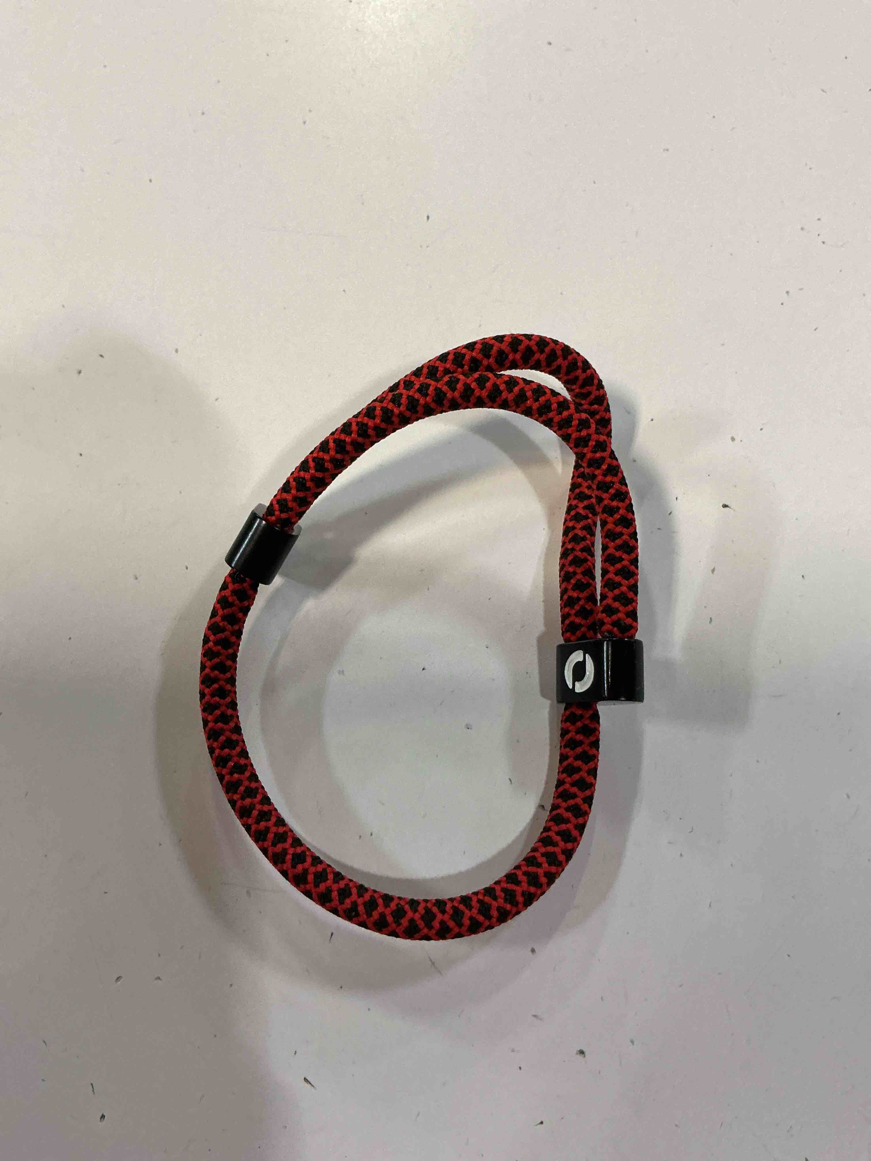 Condition photo showing Good Condition for paracord bracelet fo...or him | red color