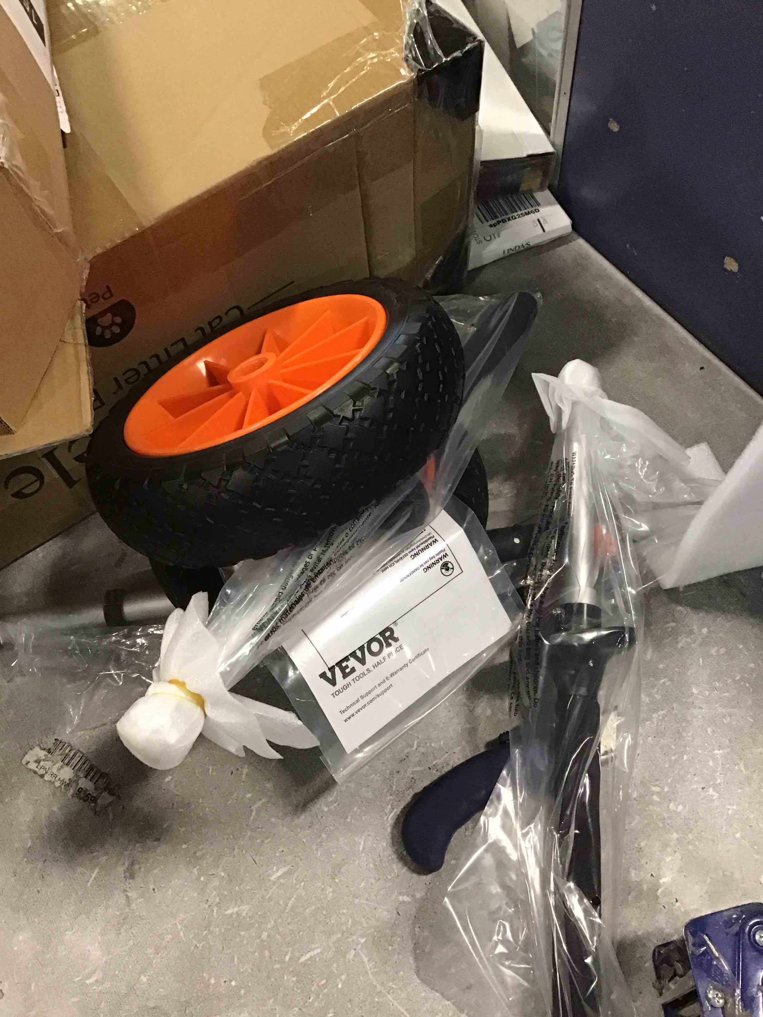 https://s3.amazonaws.com/lotting-images-prod/bidfta/PPE0001178_1724421280762.jpeg