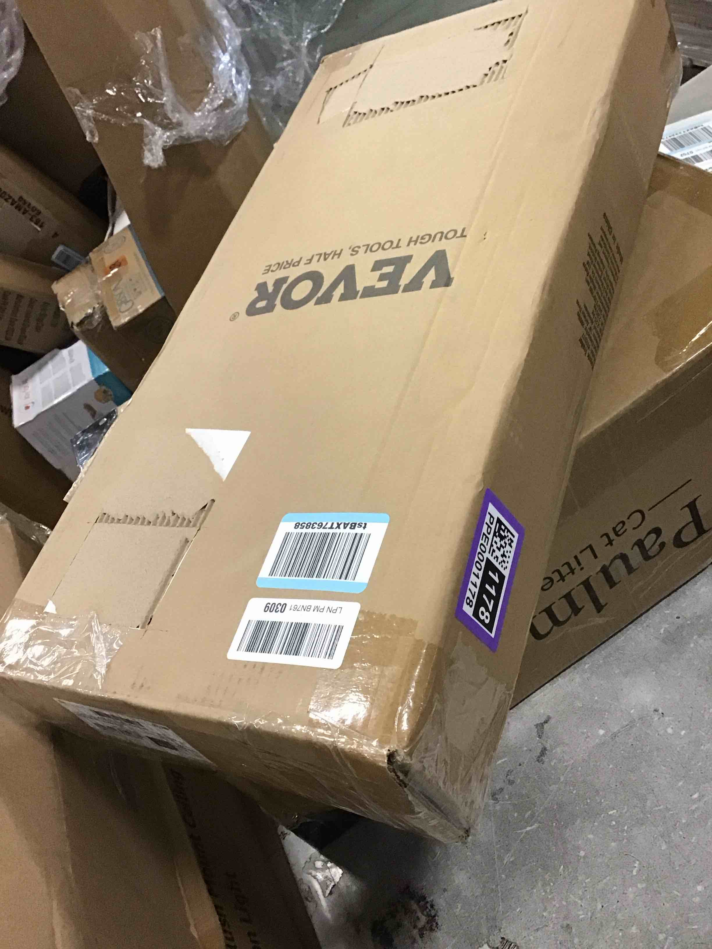 https://s3.amazonaws.com/lotting-images-prod/bidfta/PPE0001178_1724421376030.jpeg