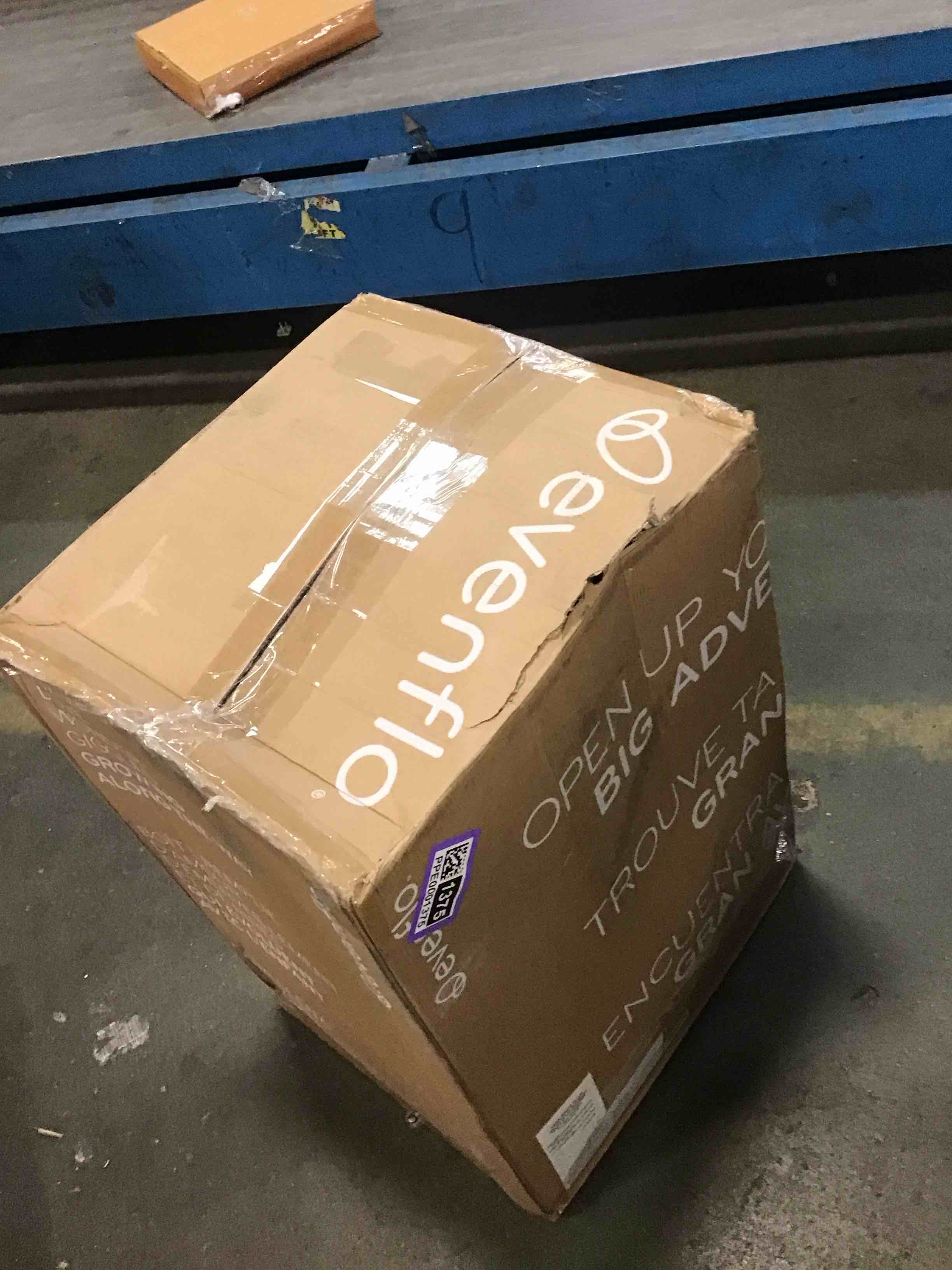 https://s3.amazonaws.com/lotting-images-prod/bidfta/PPE0001375_1724341193108.jpeg