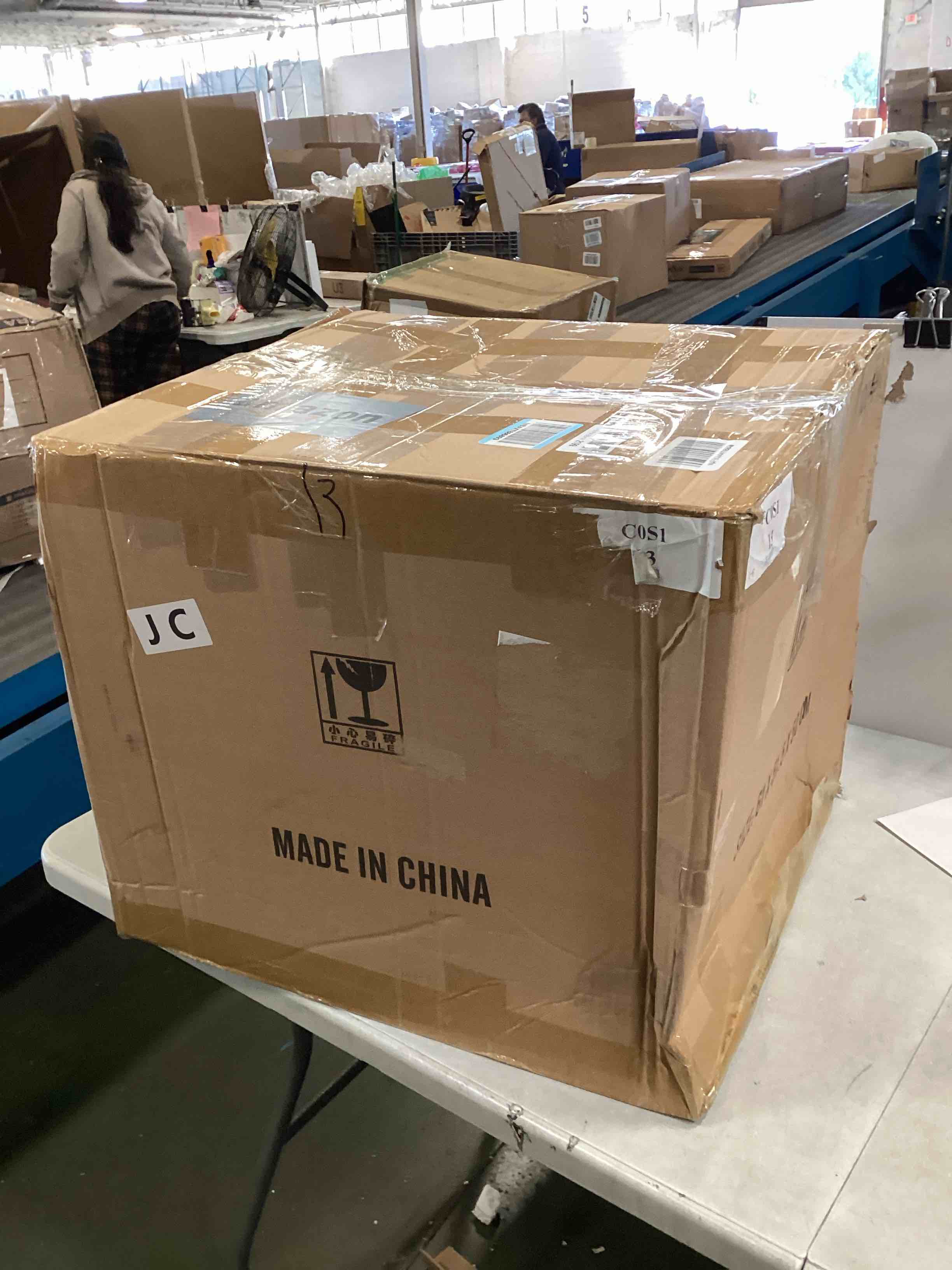 https://s3.amazonaws.com/lotting-images-prod/bidfta/PPE0003176_1728657222234.jpeg