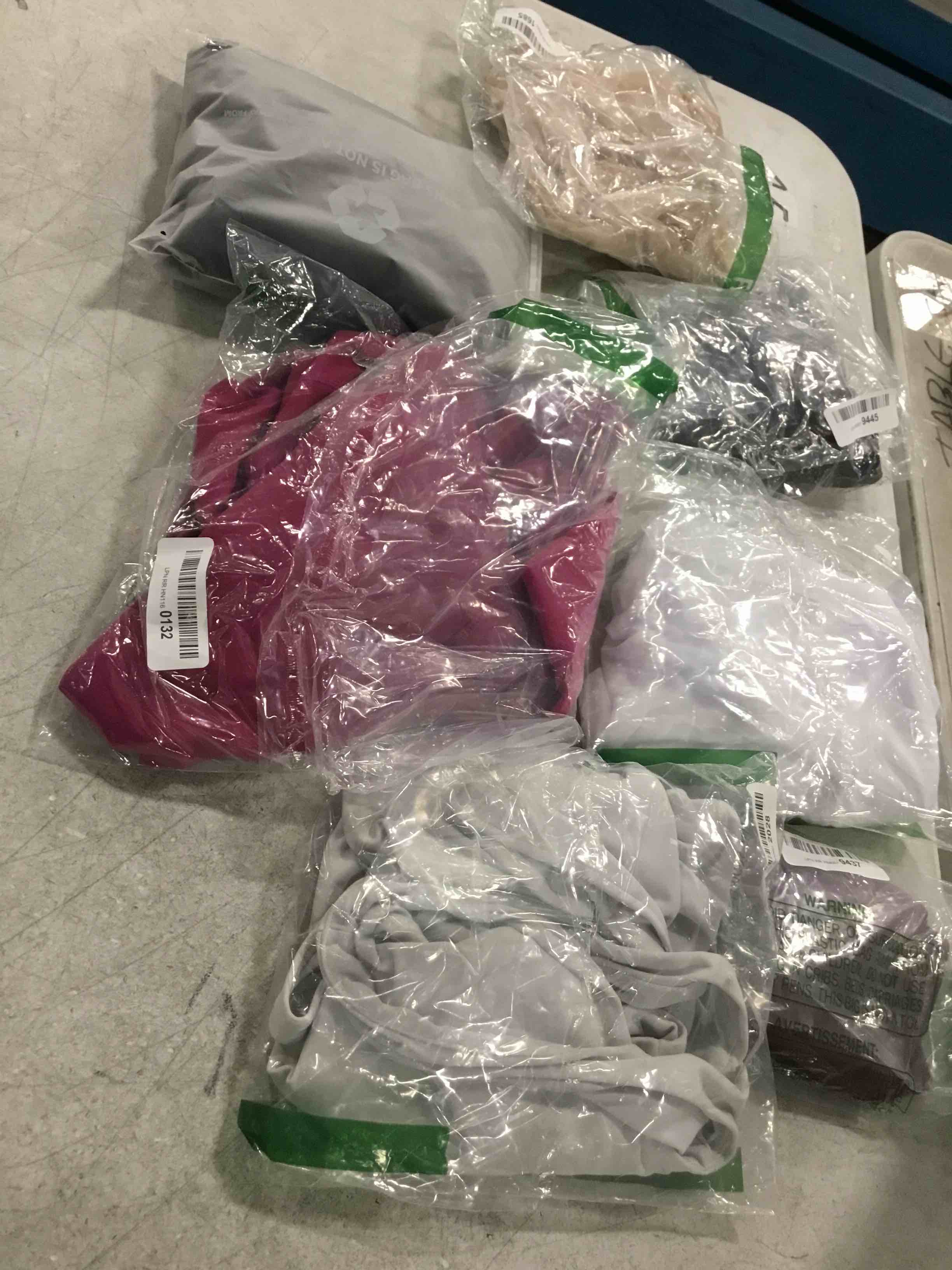 https://s3.amazonaws.com/lotting-images-prod/bidfta/PPE0006051_1729597004688.jpeg