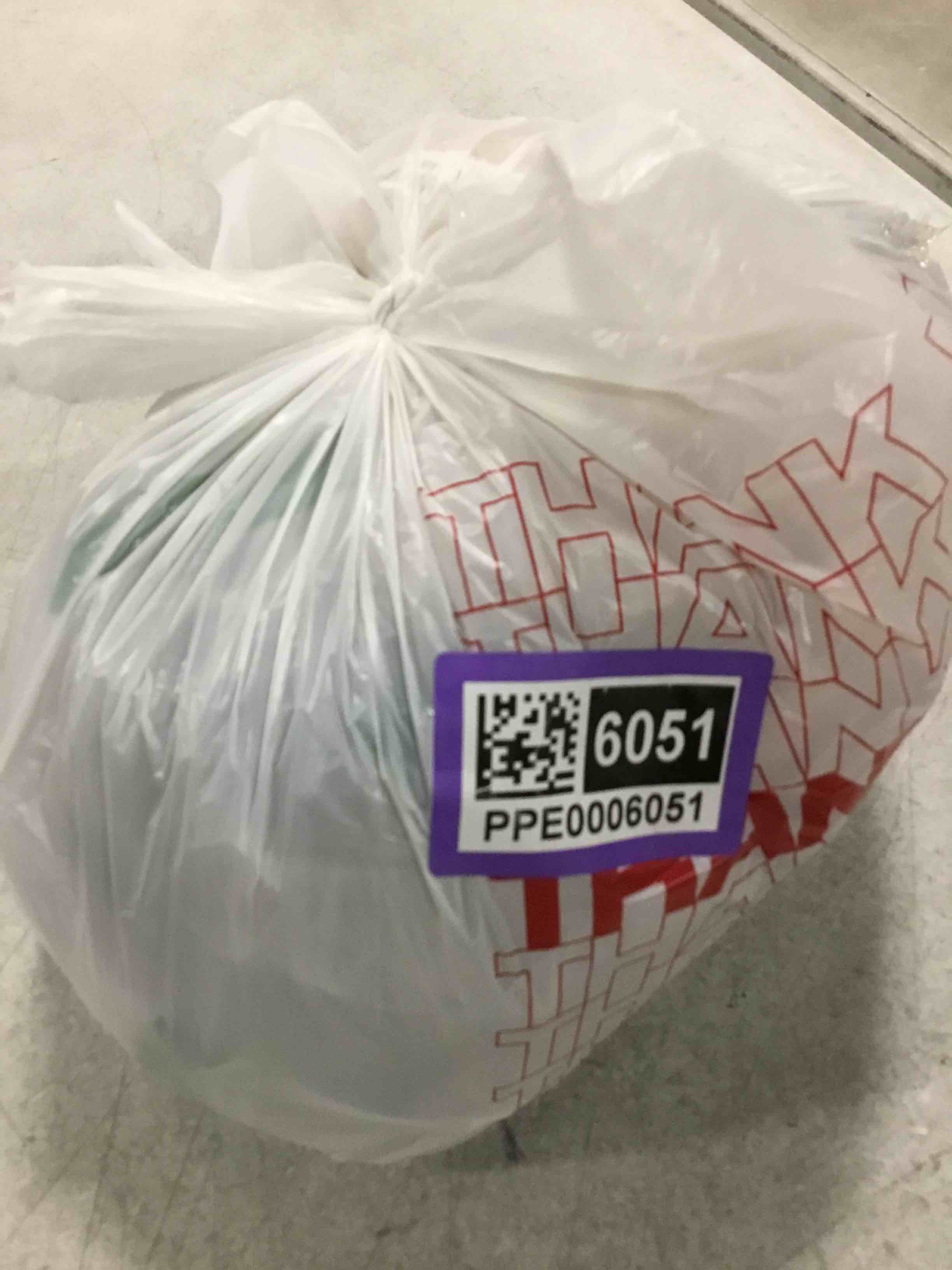 https://s3.amazonaws.com/lotting-images-prod/bidfta/PPE0006051_1729597023923.jpeg
