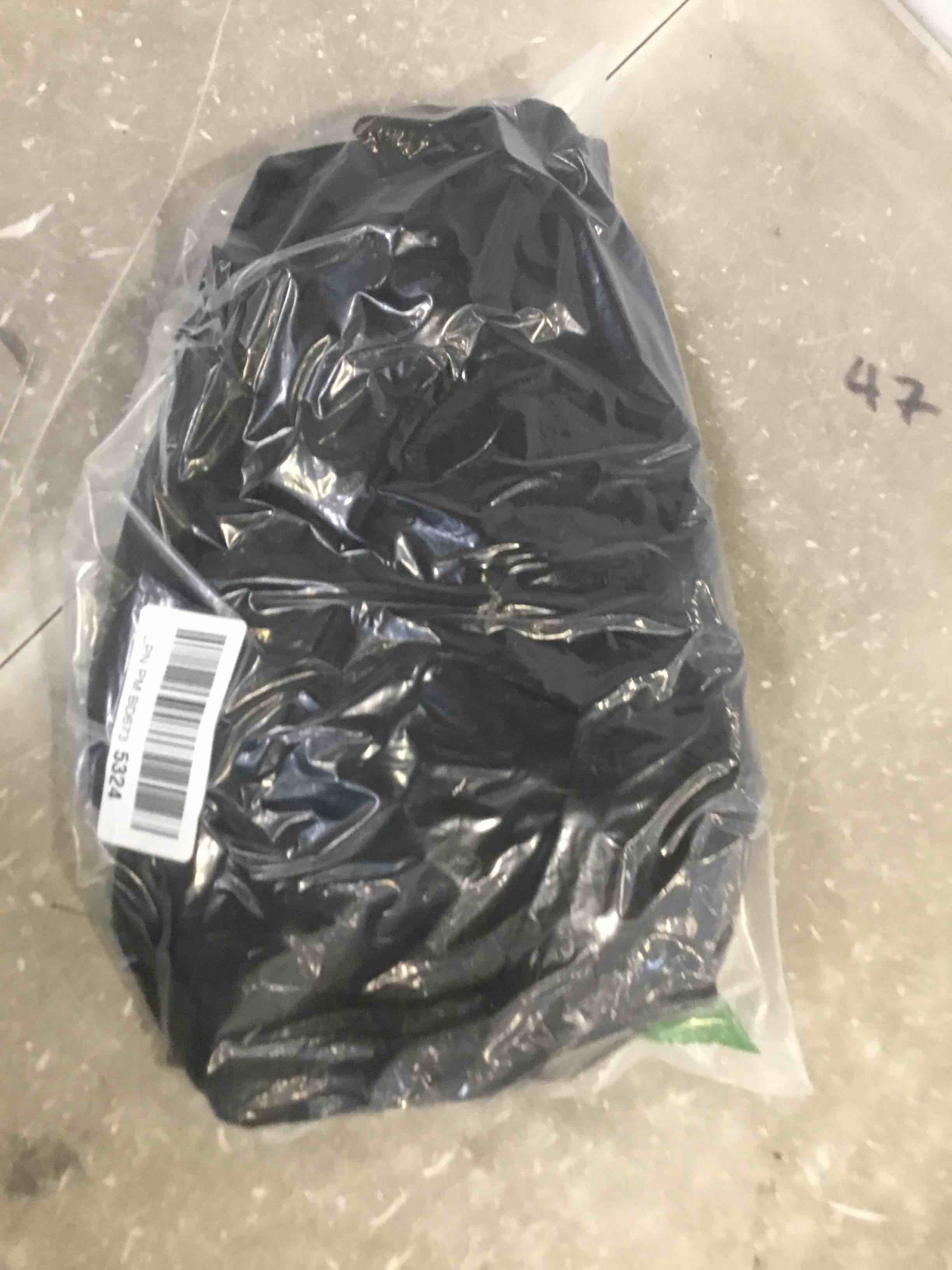 https://s3.amazonaws.com/lotting-images-prod/bidfta/PPE0006329_1729194280363.jpeg