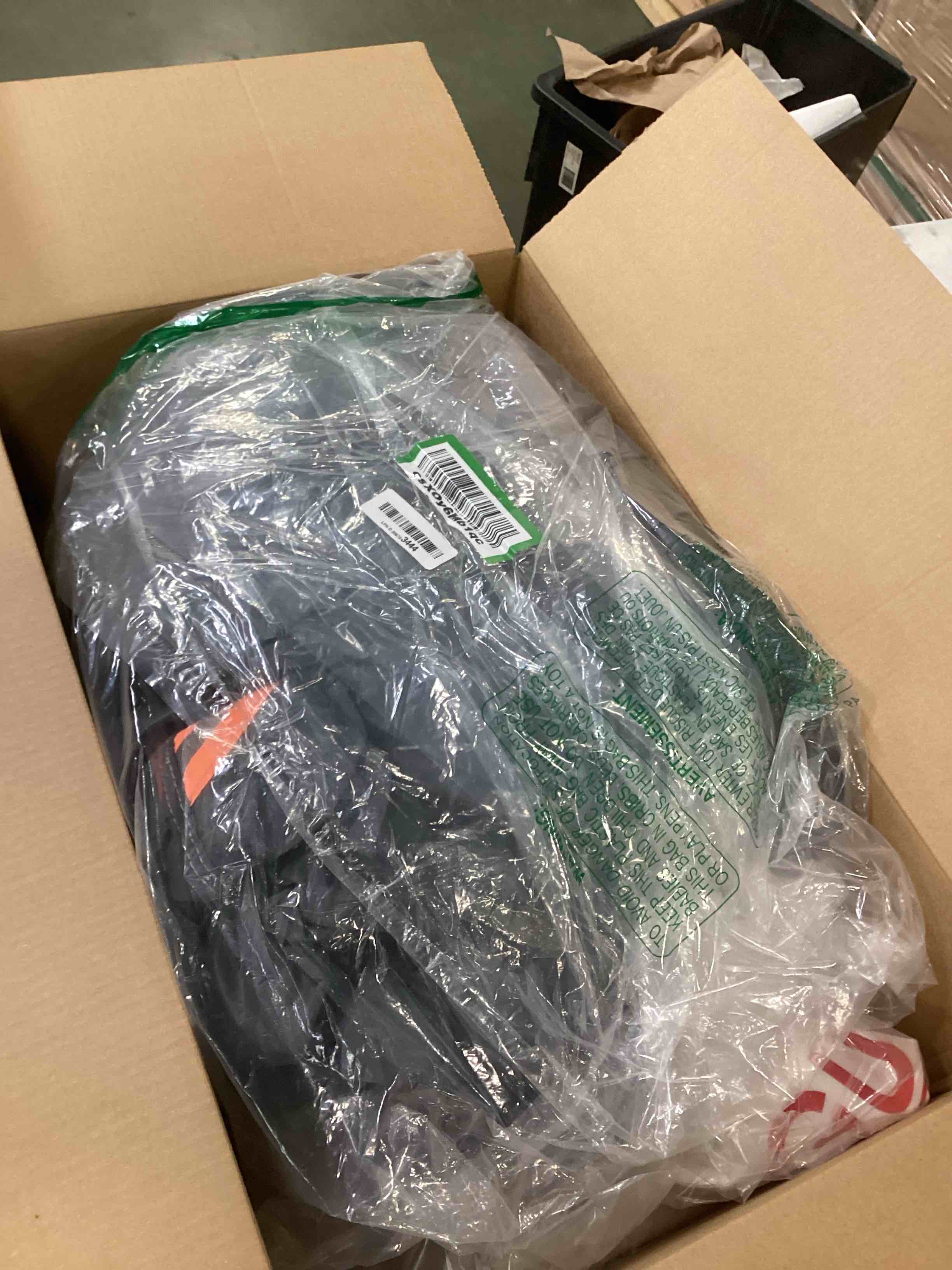 https://s3.amazonaws.com/lotting-images-prod/bidfta/PPE0006625_1728744082603.jpeg