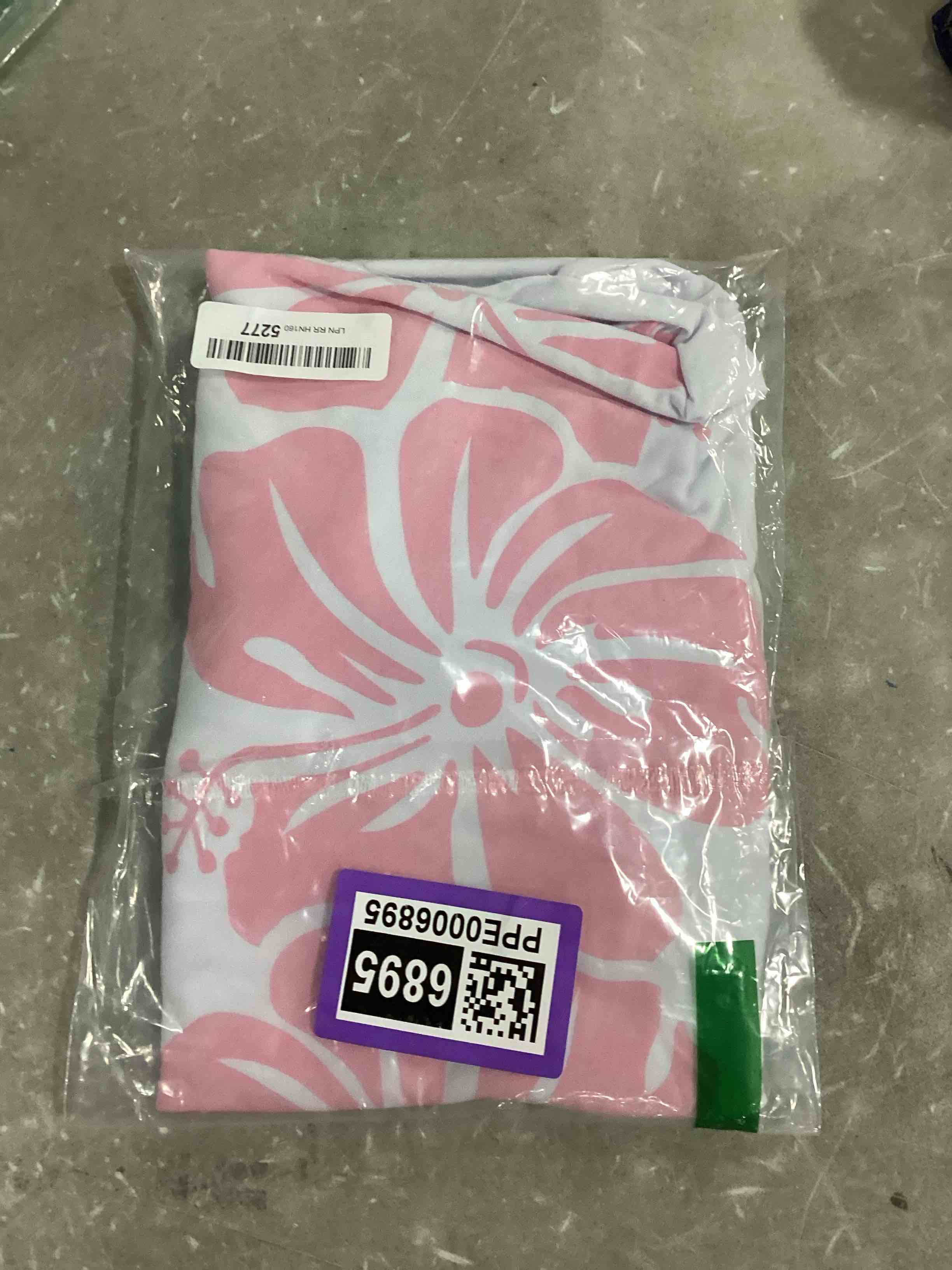 https://s3.amazonaws.com/lotting-images-prod/bidfta/PPE0006895_1728647140393.jpeg