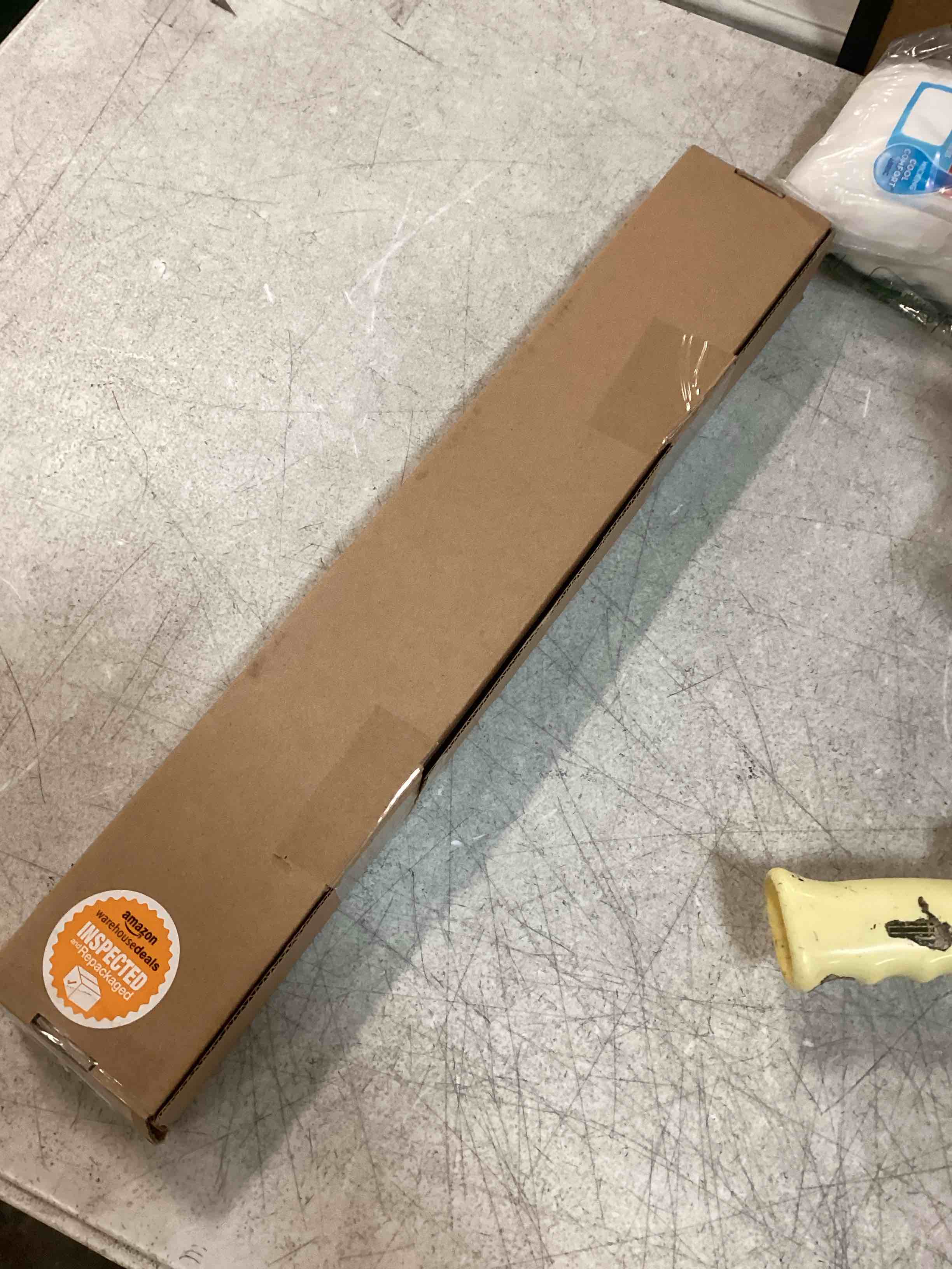 https://s3.amazonaws.com/lotting-images-prod/bidfta/PPE0007971_1727380975030.jpeg