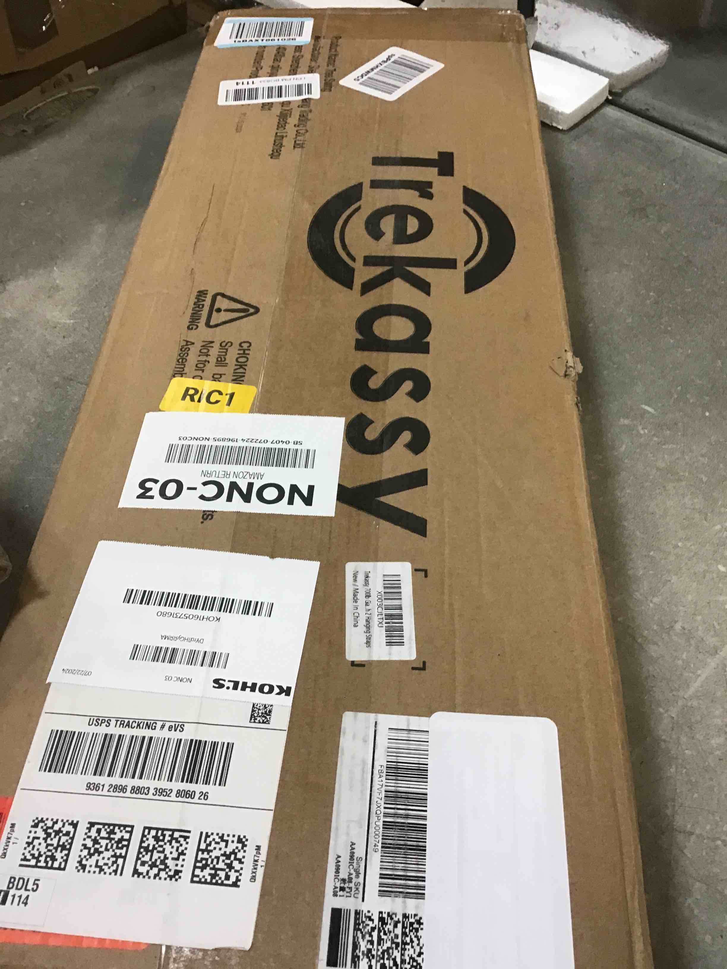 https://s3.amazonaws.com/lotting-images-prod/bidfta/PPE0008028_1725414201245.jpeg