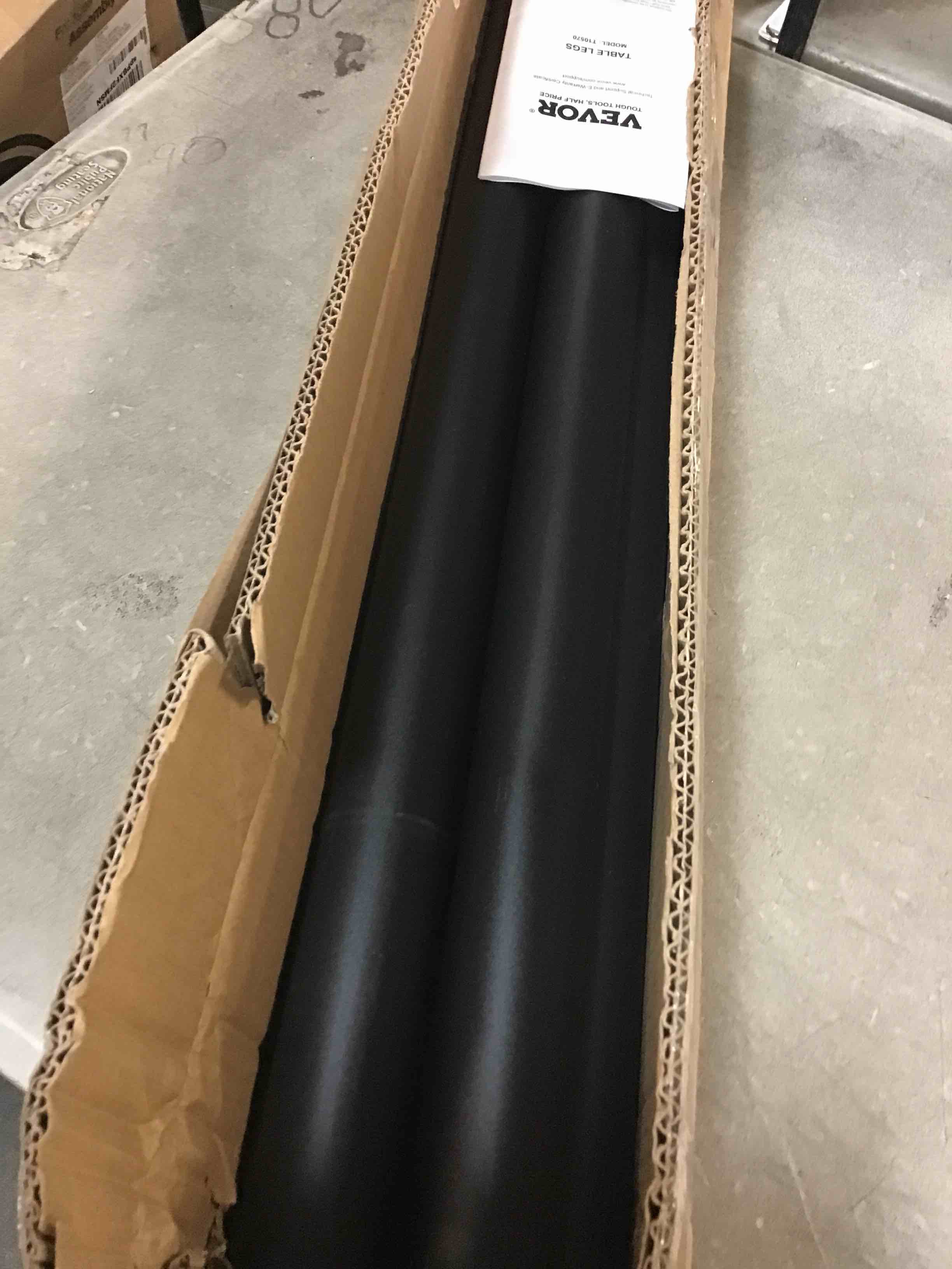 https://s3.amazonaws.com/lotting-images-prod/bidfta/PPE0008564_1724889013412.jpeg