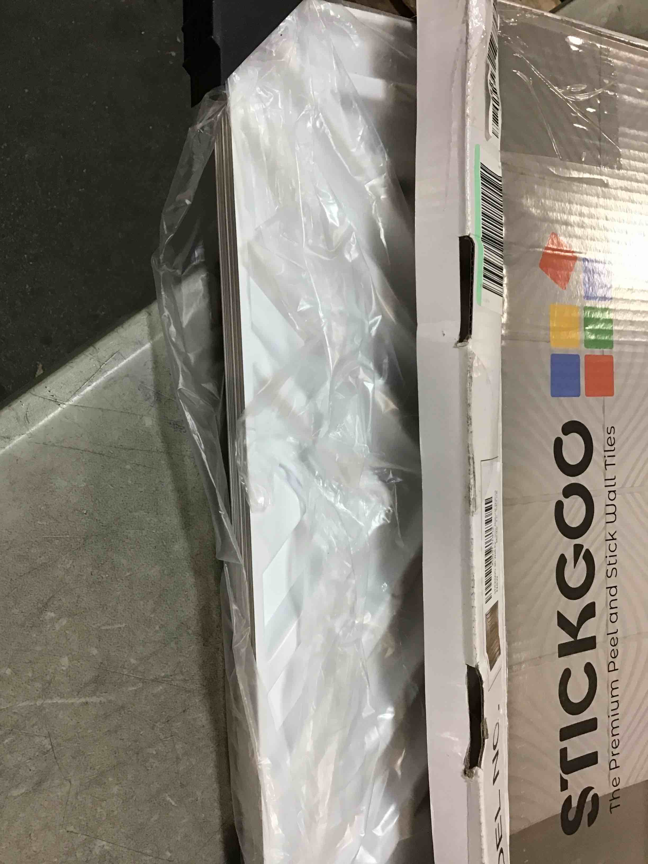 https://s3.amazonaws.com/lotting-images-prod/bidfta/PPE0008793_1724733490309.jpeg