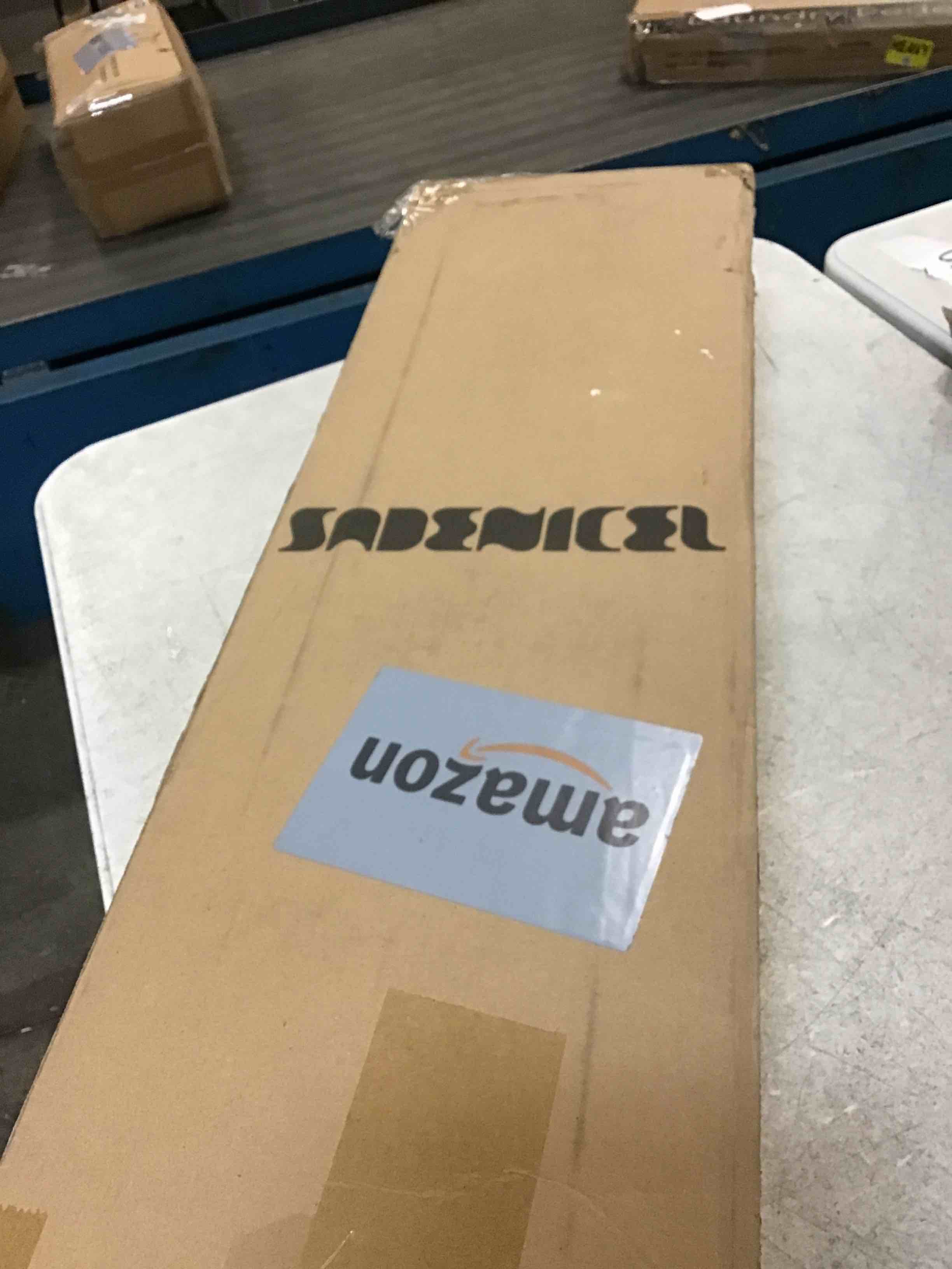 https://s3.amazonaws.com/lotting-images-prod/bidfta/PPE0009329_1724384598441.jpeg