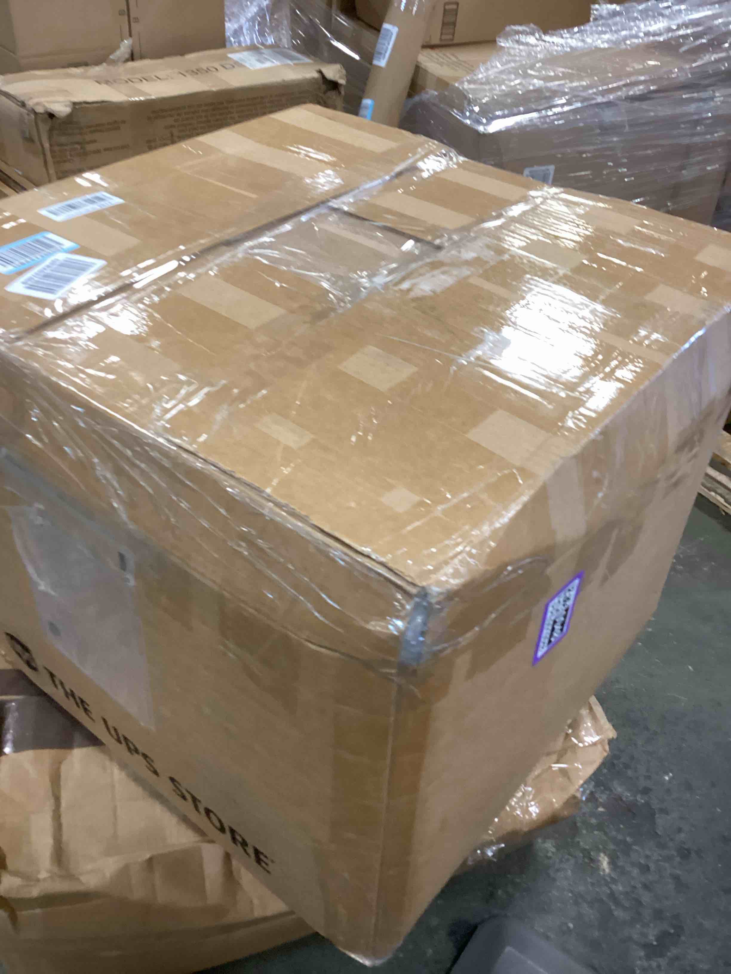 https://s3.amazonaws.com/lotting-images-prod/bidfta/PPE0010948_1724679281634.jpeg
