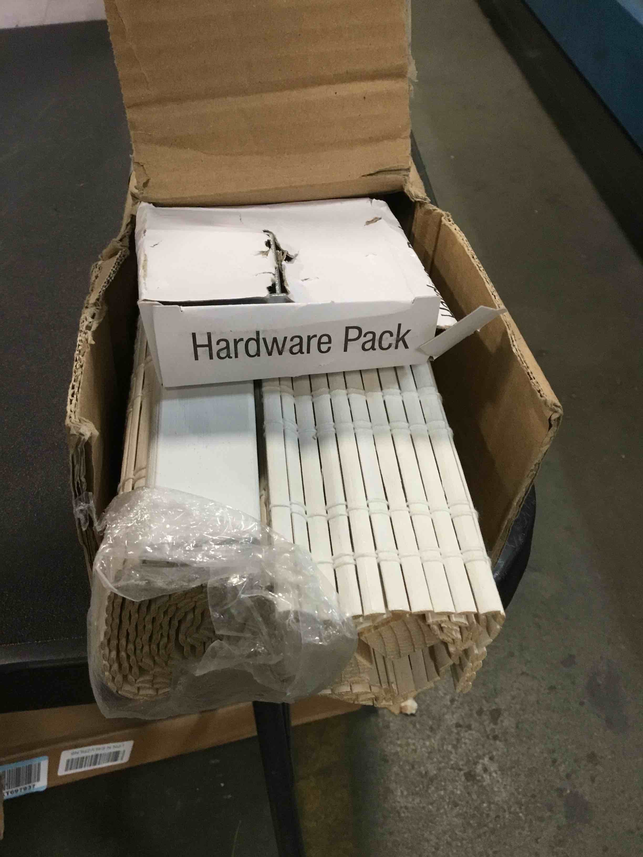 https://s3.amazonaws.com/lotting-images-prod/bidfta/PPE0011045_1724471105782.jpeg