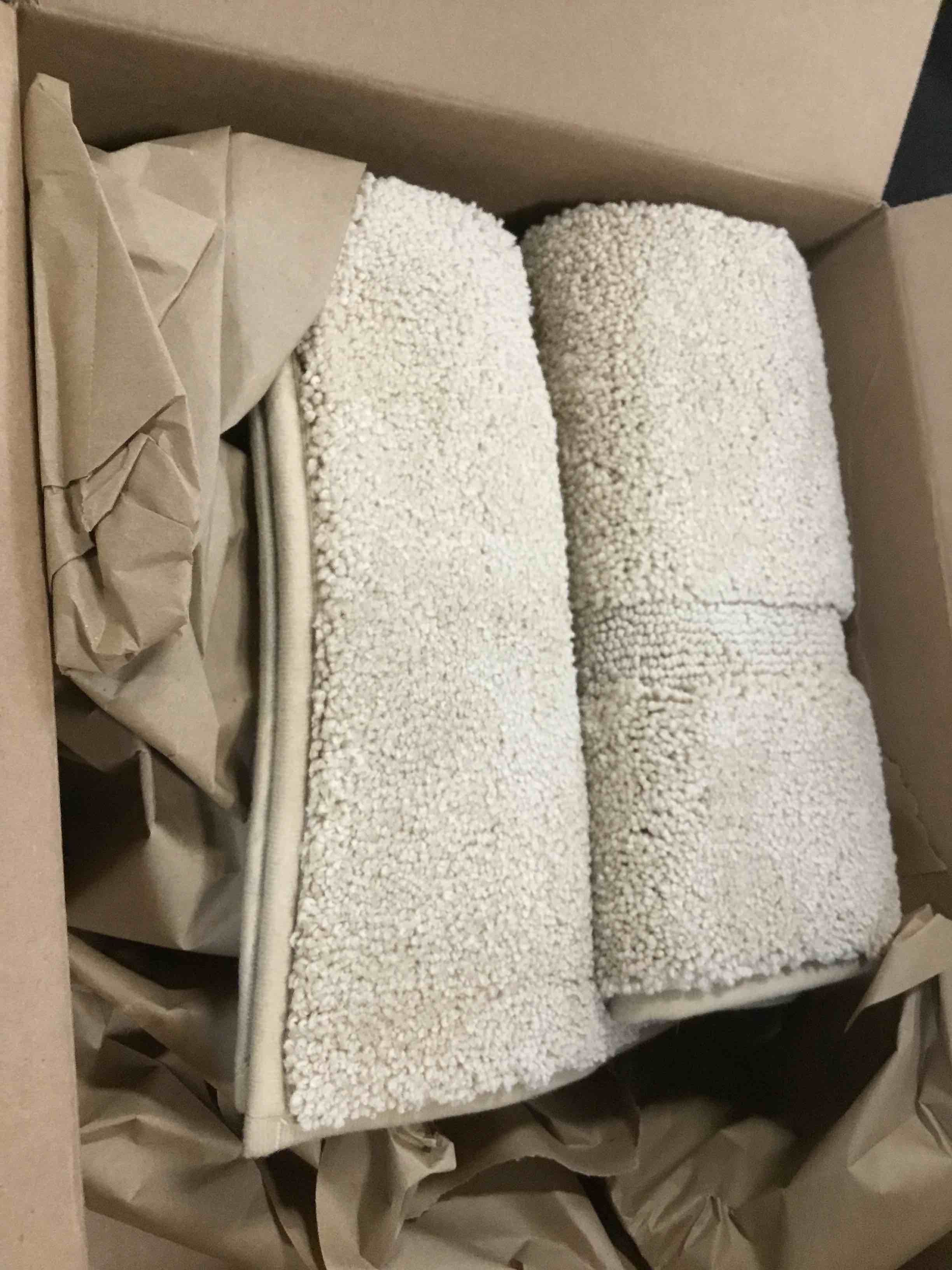 https://s3.amazonaws.com/lotting-images-prod/bidfta/PPE0011345_1724428330595.jpeg