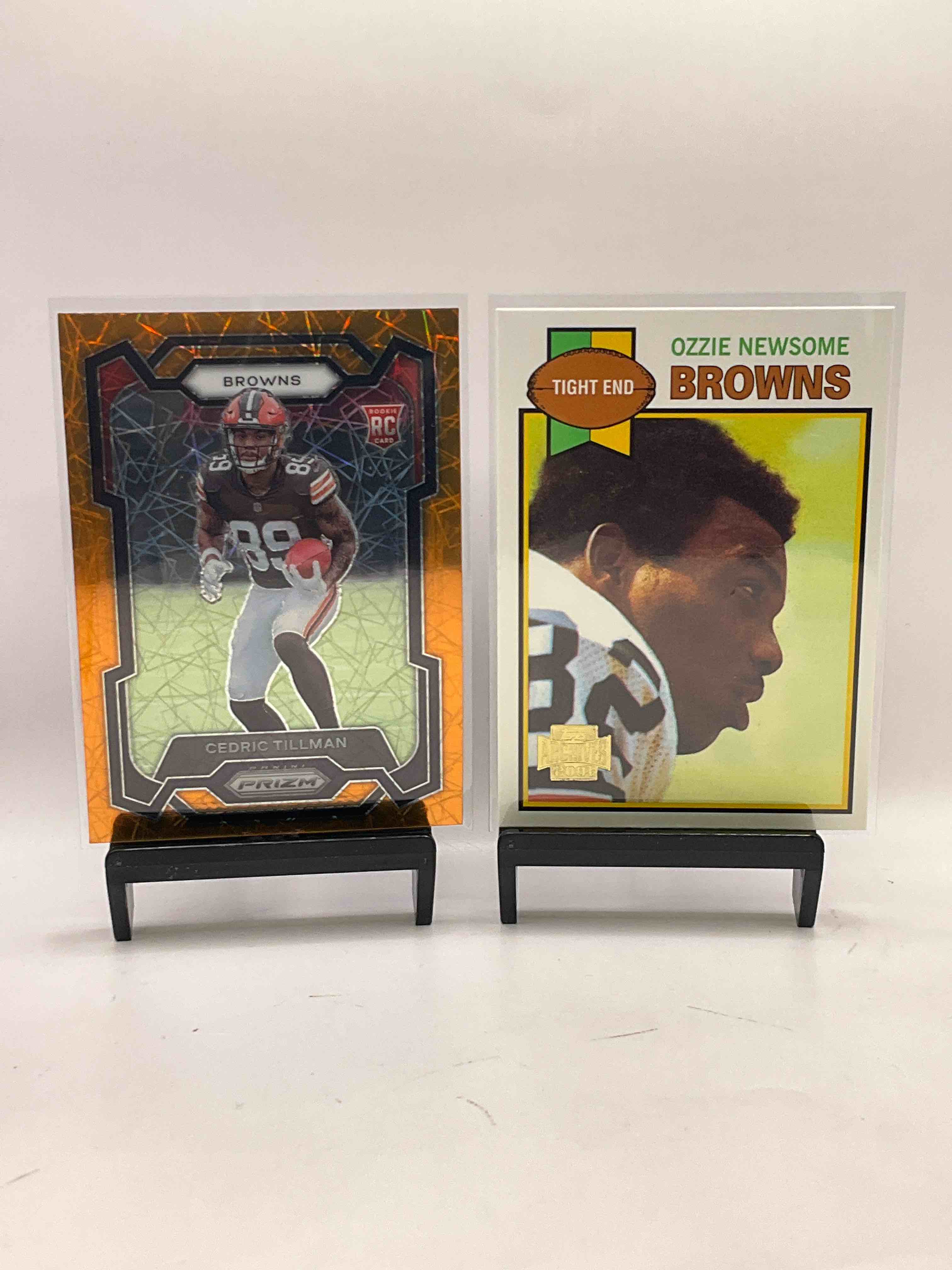 Browns Galore! Vintage & New! Rookies & More! Baker Mayfield, Nick Chubb, Ozzie Newsome & More! Mosaic Blue Wave Splash, Green Parallel, Prizms, Laser Cut Orange Prizms, Topps & More!