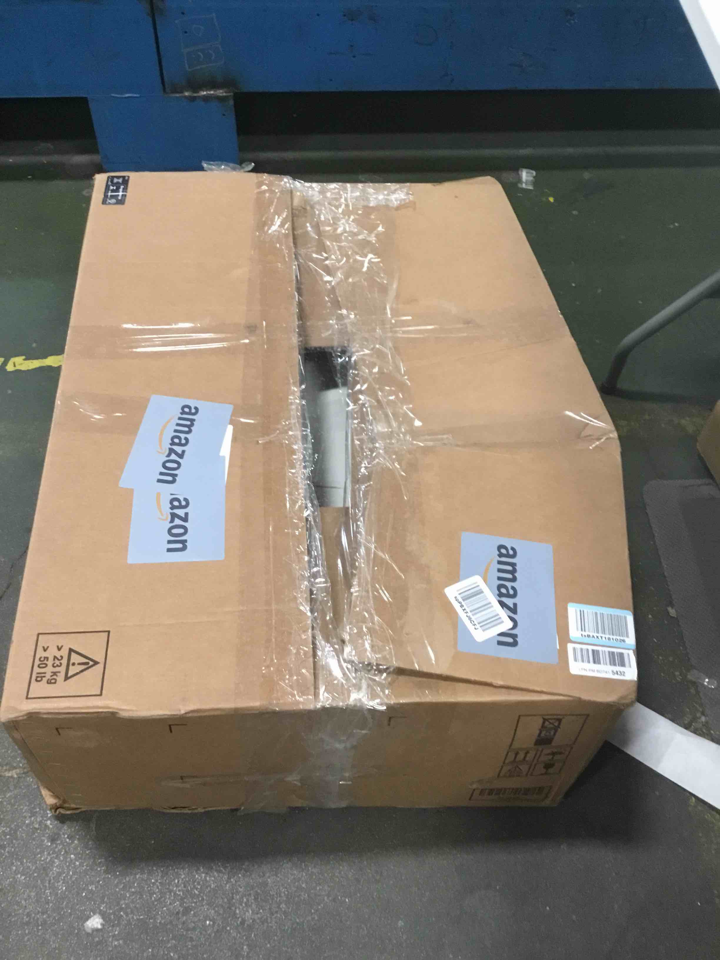 https://s3.amazonaws.com/lotting-images-prod/bidfta/PPE0014221_1726198298499.jpeg
