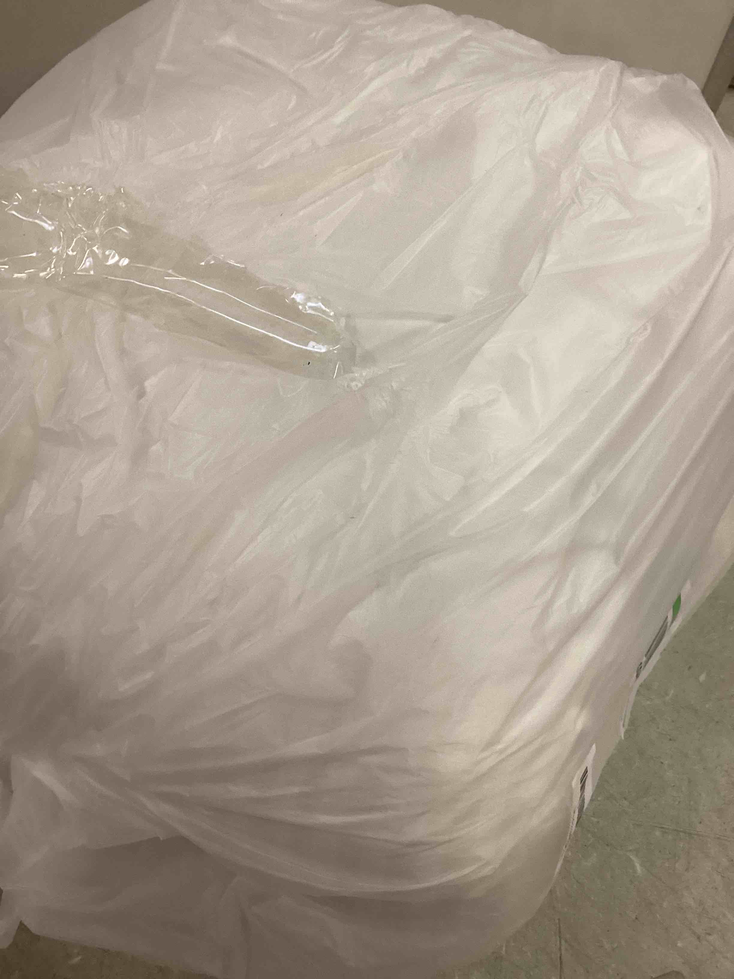 https://s3.amazonaws.com/lotting-images-prod/bidfta/PPE00146003_1728996736292.jpeg
