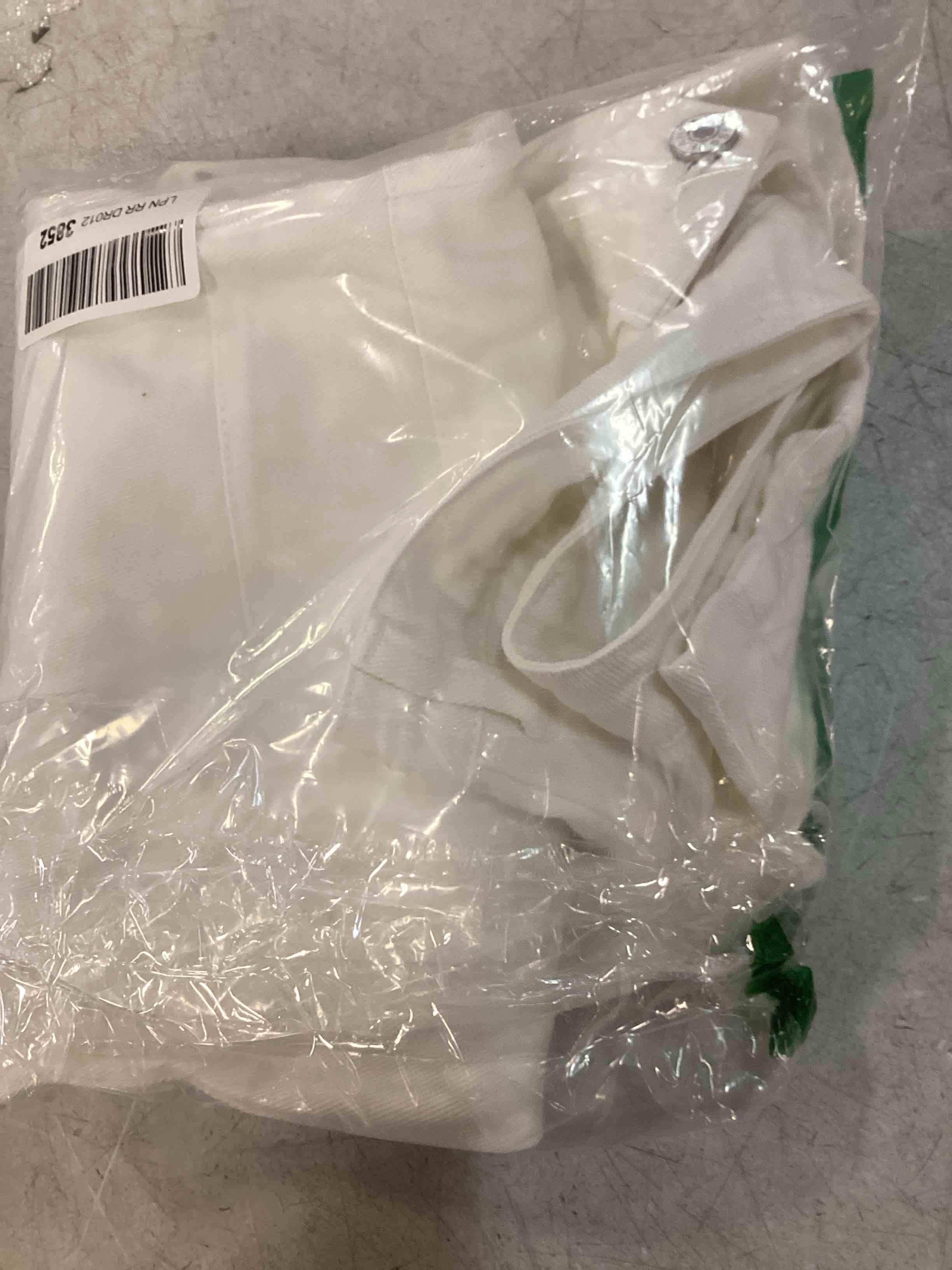 https://s3.amazonaws.com/lotting-images-prod/bidfta/PPE00147197_1728390320435.jpeg