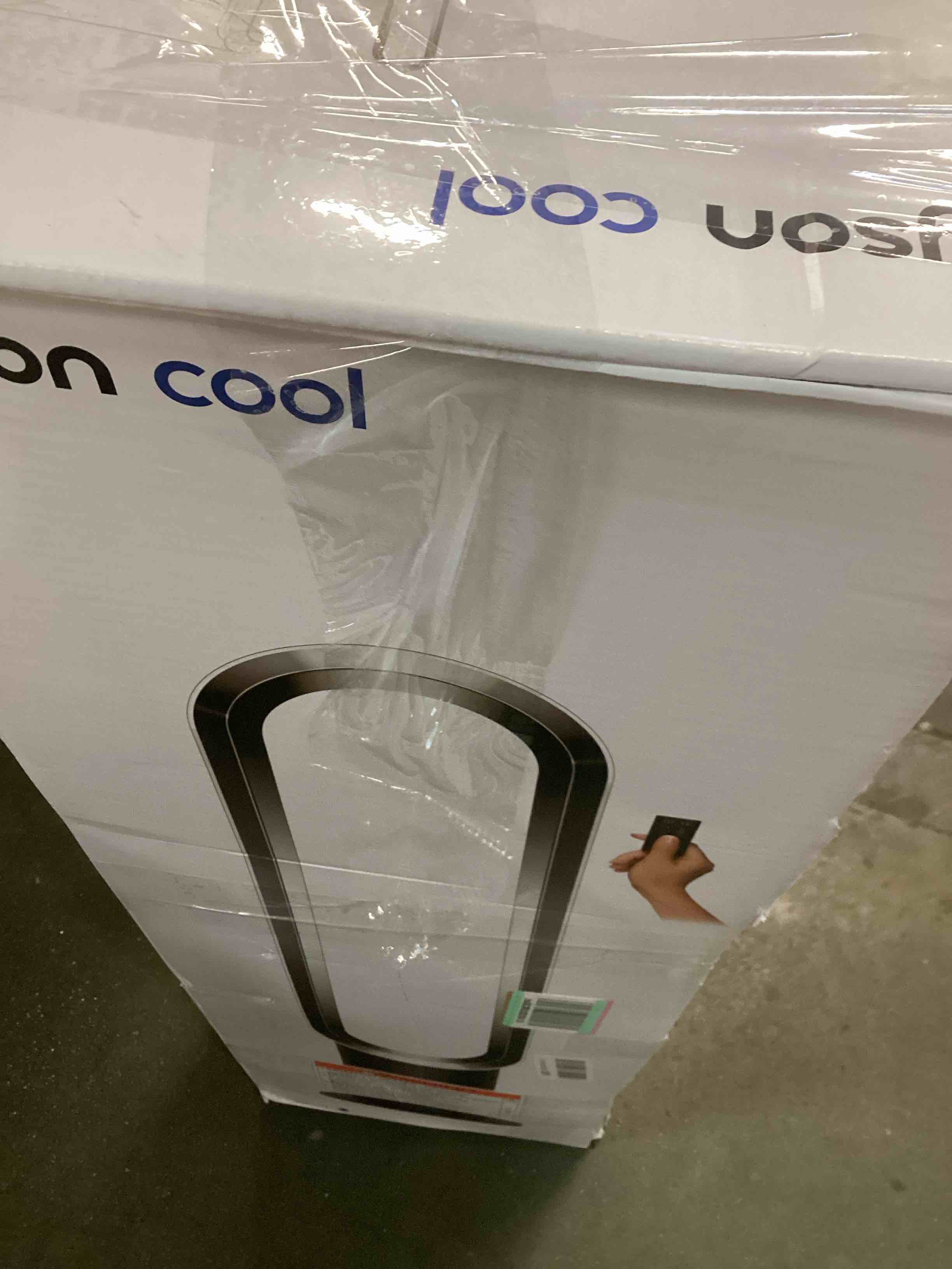 https://s3.amazonaws.com/lotting-images-prod/bidfta/PPE00147732_1728312821491.jpeg