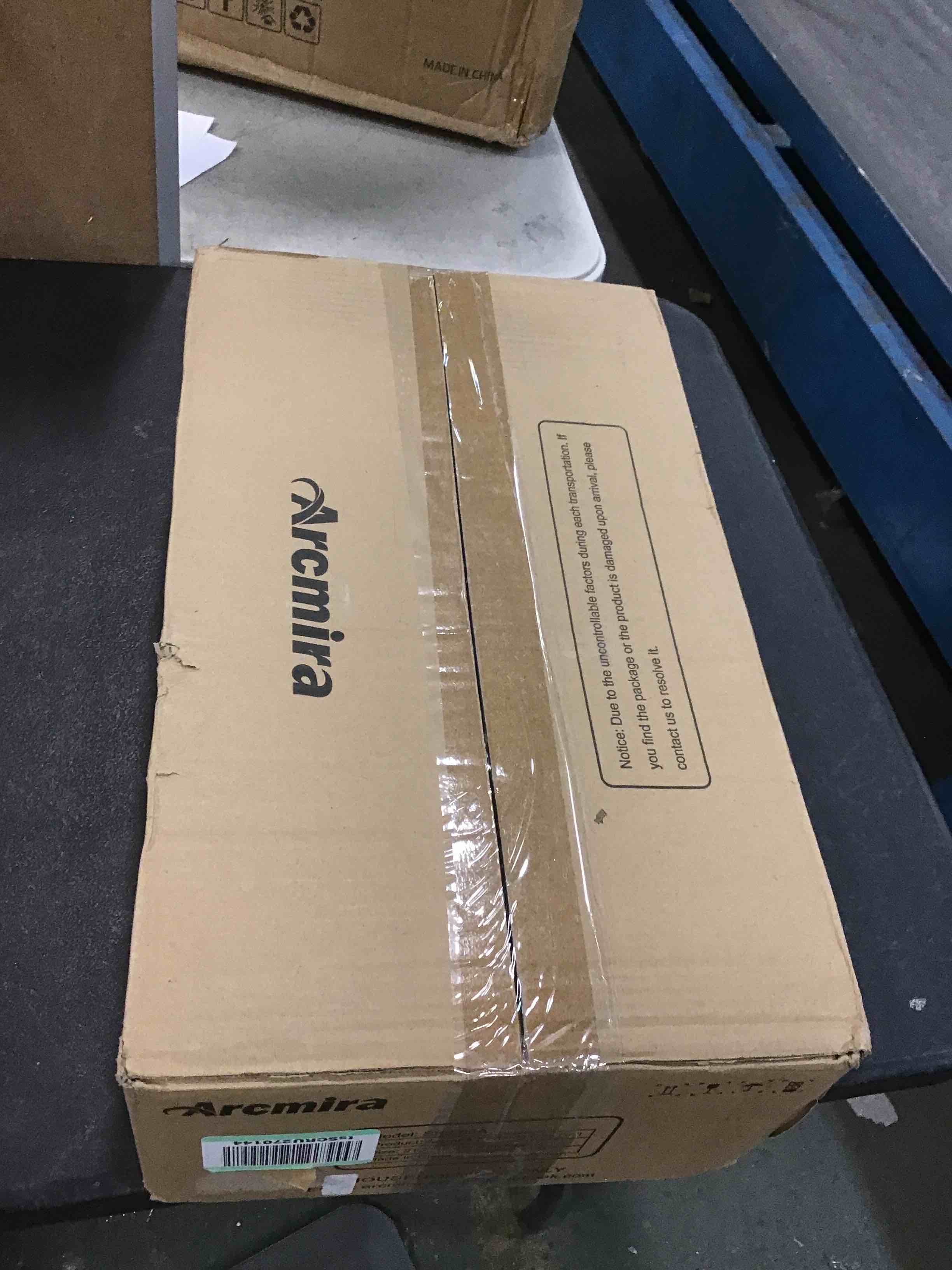 https://s3.amazonaws.com/lotting-images-prod/bidfta/PPE00148167_1729136848197.jpeg