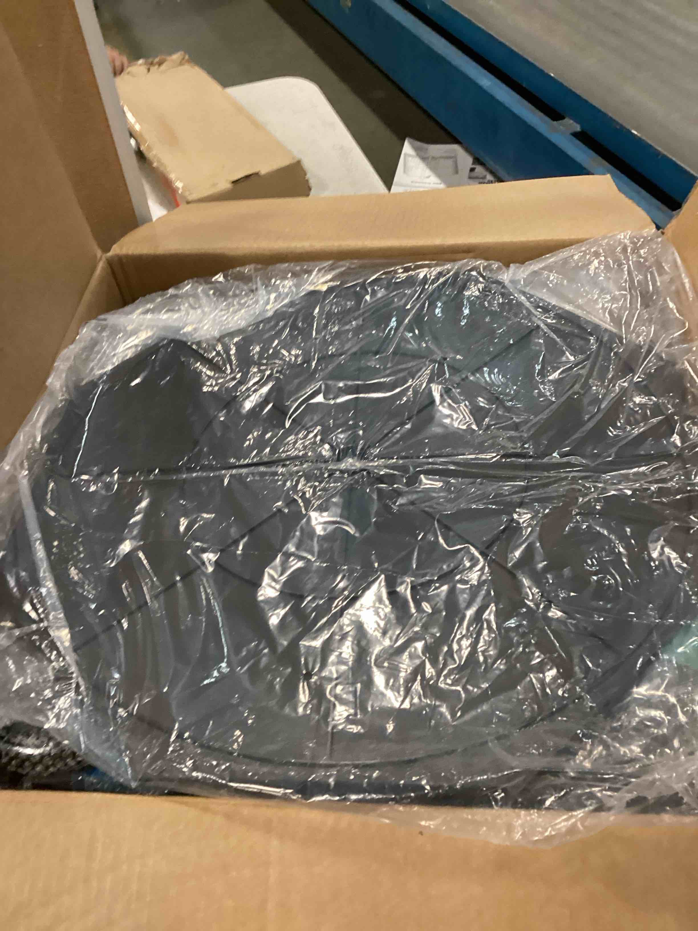 https://s3.amazonaws.com/lotting-images-prod/bidfta/PPE00148307_1729116377070.jpeg