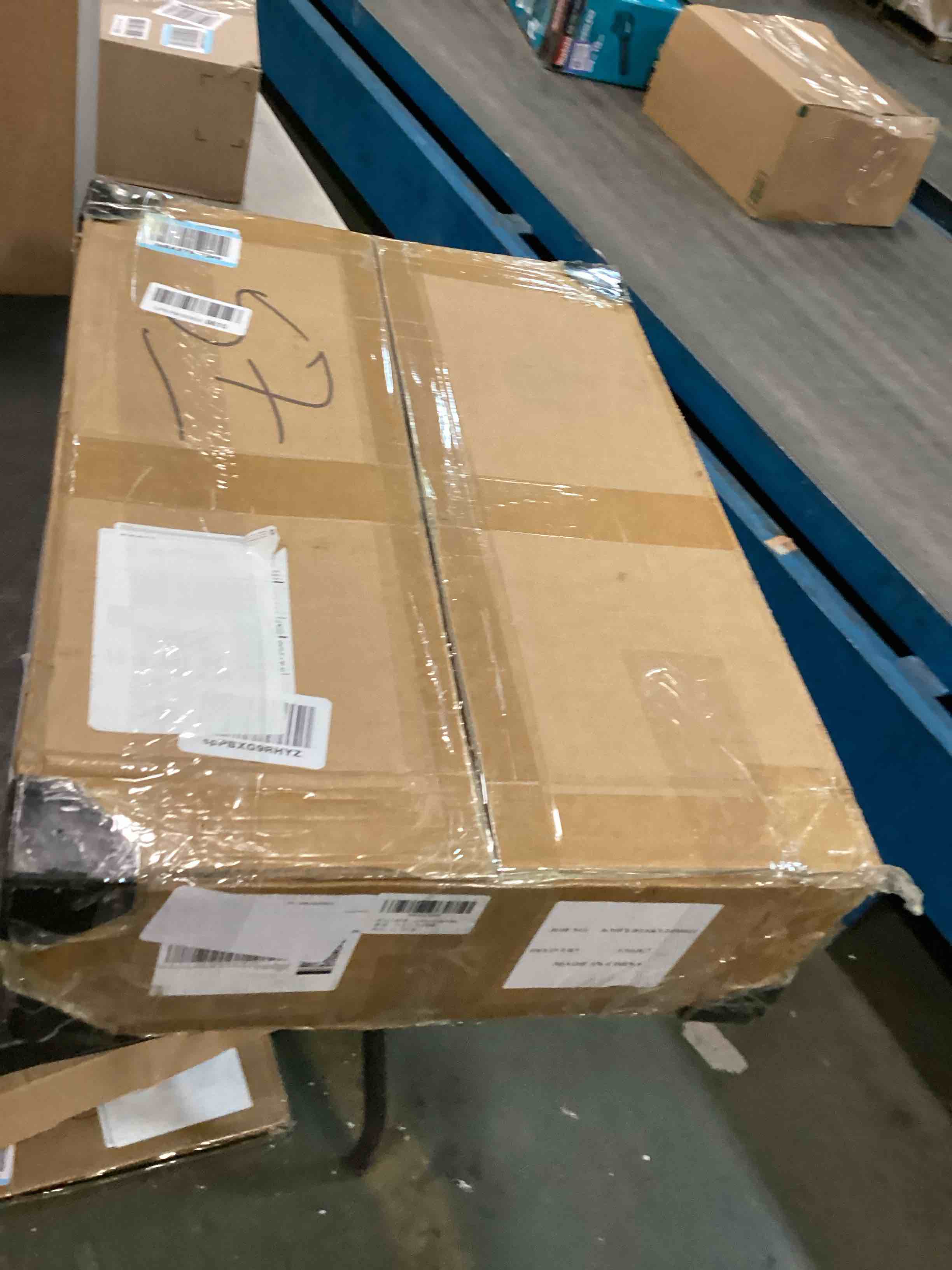 https://s3.amazonaws.com/lotting-images-prod/bidfta/PPE00148488_1729035595627.jpeg