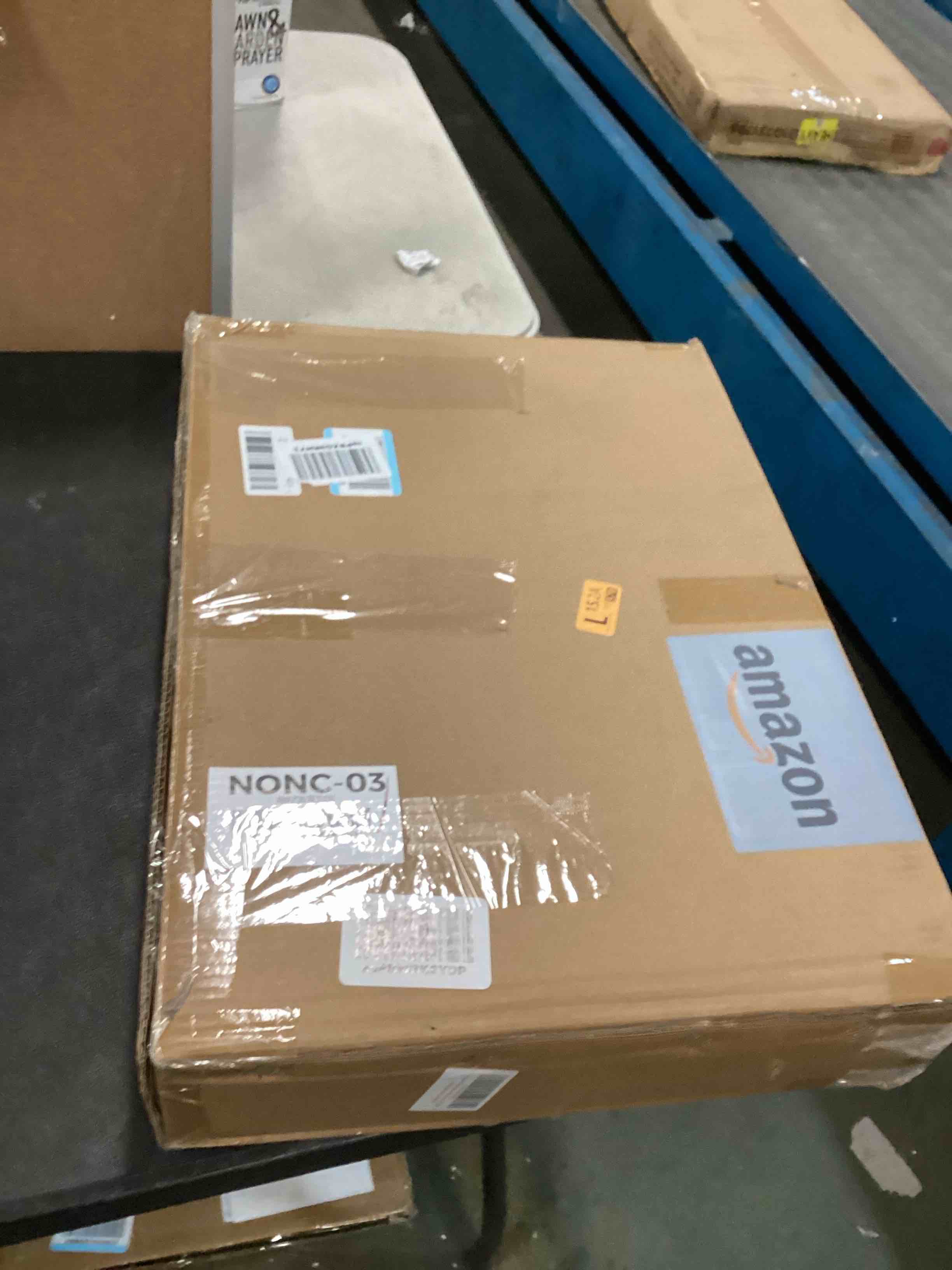 https://s3.amazonaws.com/lotting-images-prod/bidfta/PPE00148508_1729032802643.jpeg