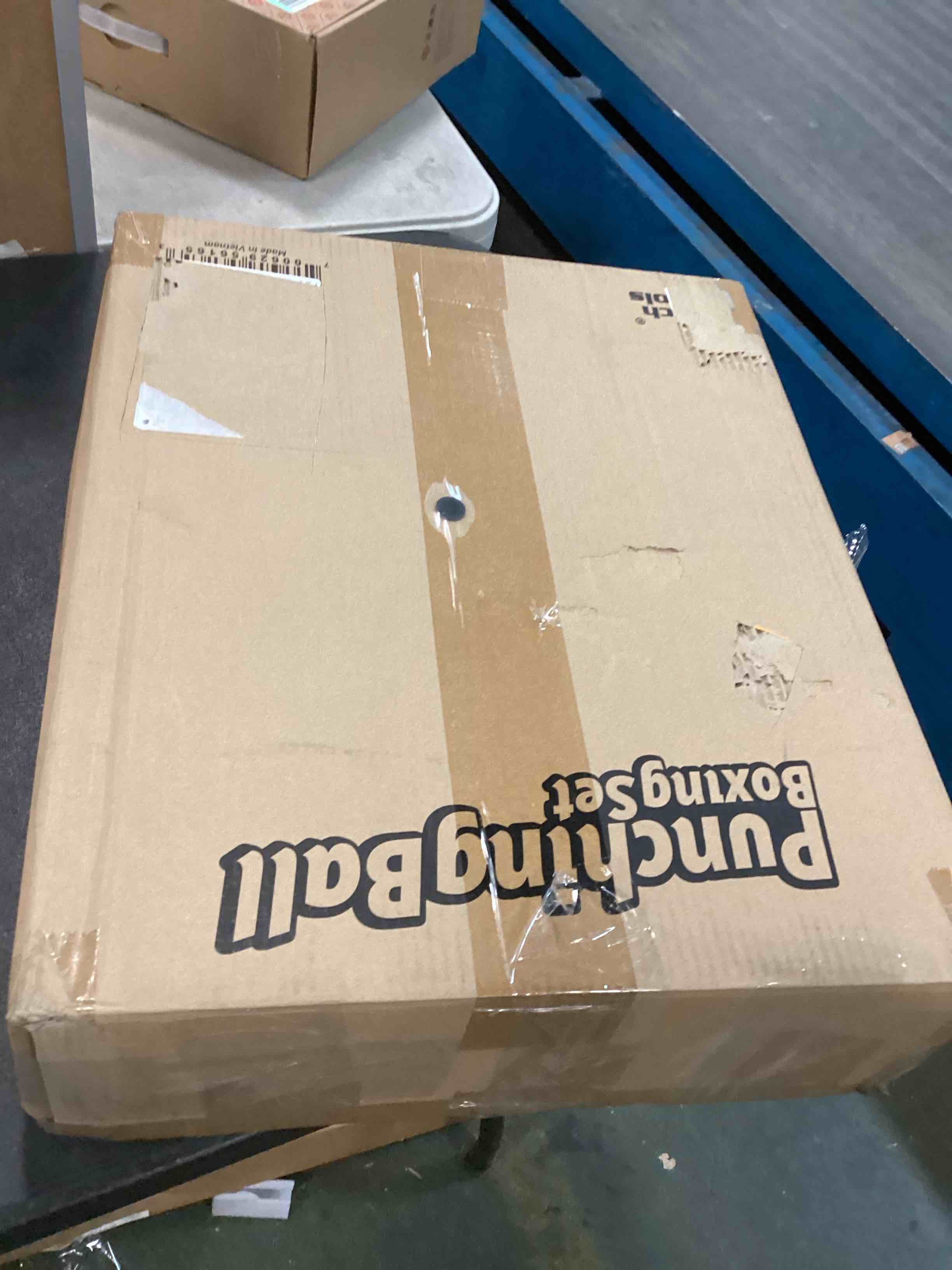 https://s3.amazonaws.com/lotting-images-prod/bidfta/PPE00148815_1728704816861.jpeg