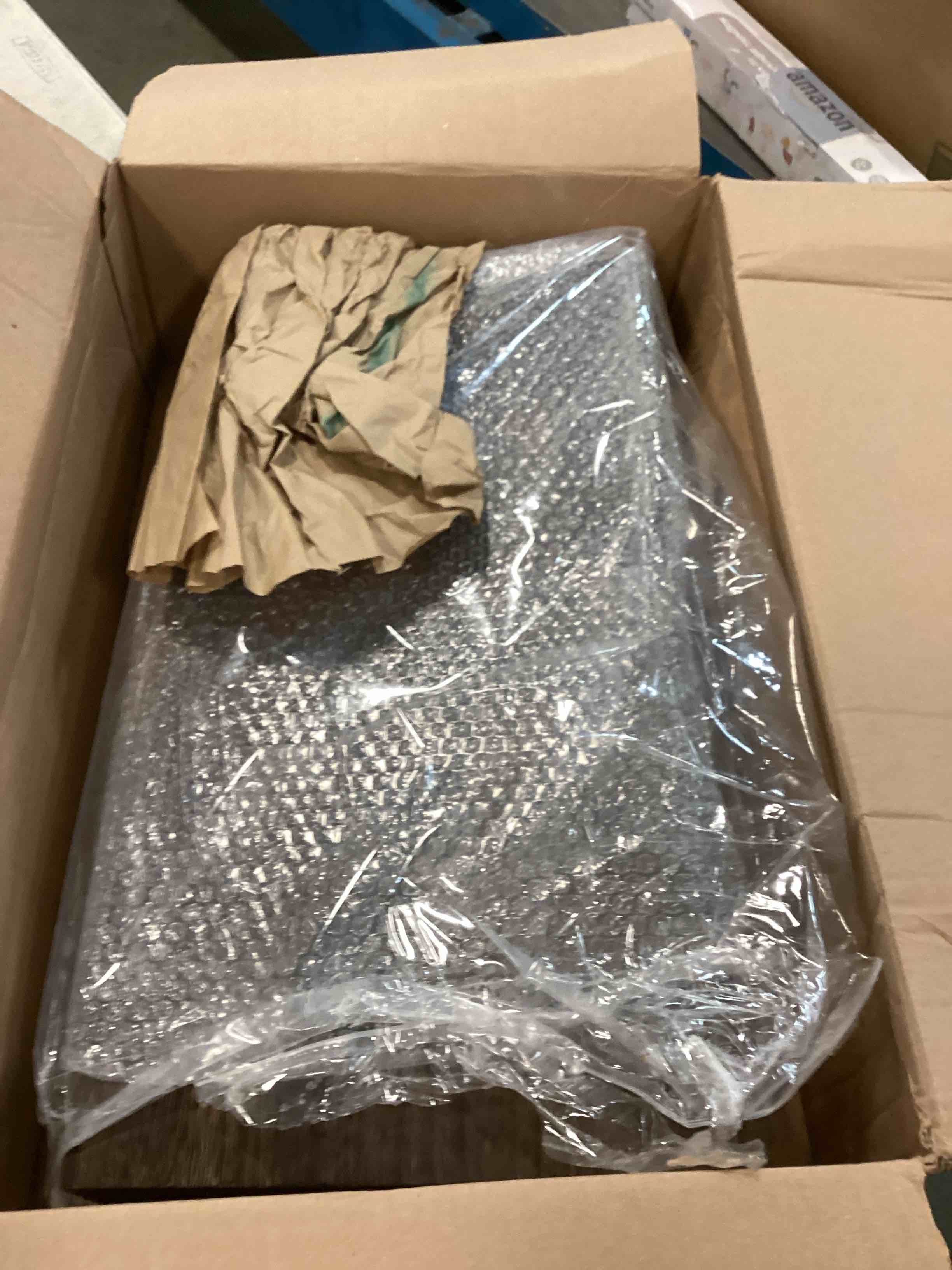 https://s3.amazonaws.com/lotting-images-prod/bidfta/PPE00149454_1728422287666.jpeg