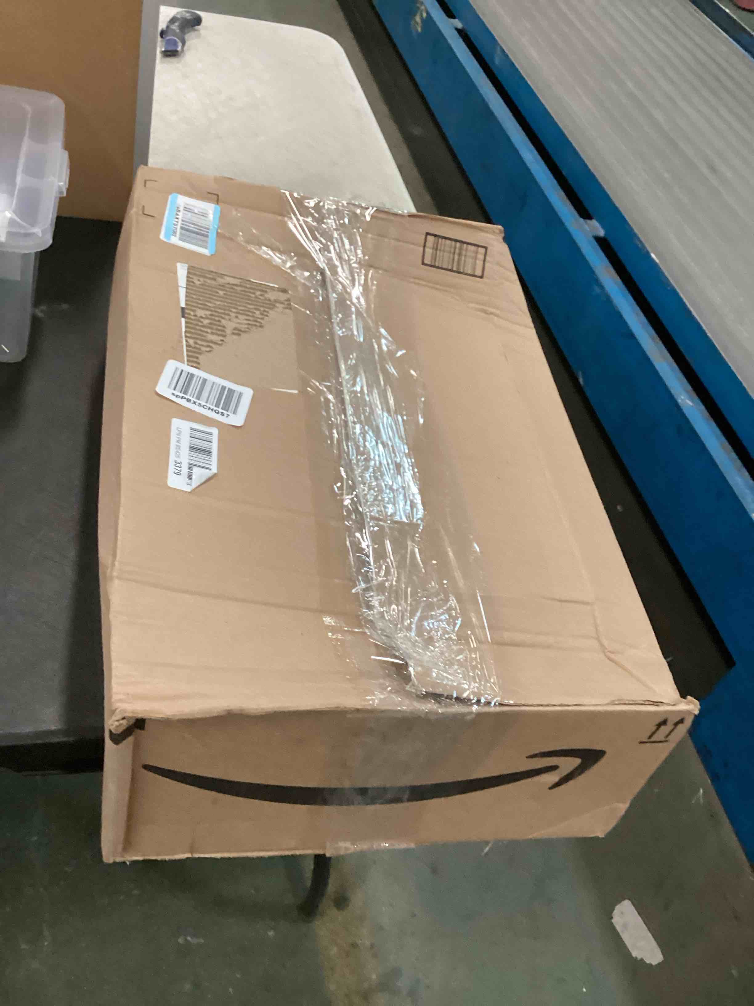 https://s3.amazonaws.com/lotting-images-prod/bidfta/PPE00149454_1728422308390.jpeg