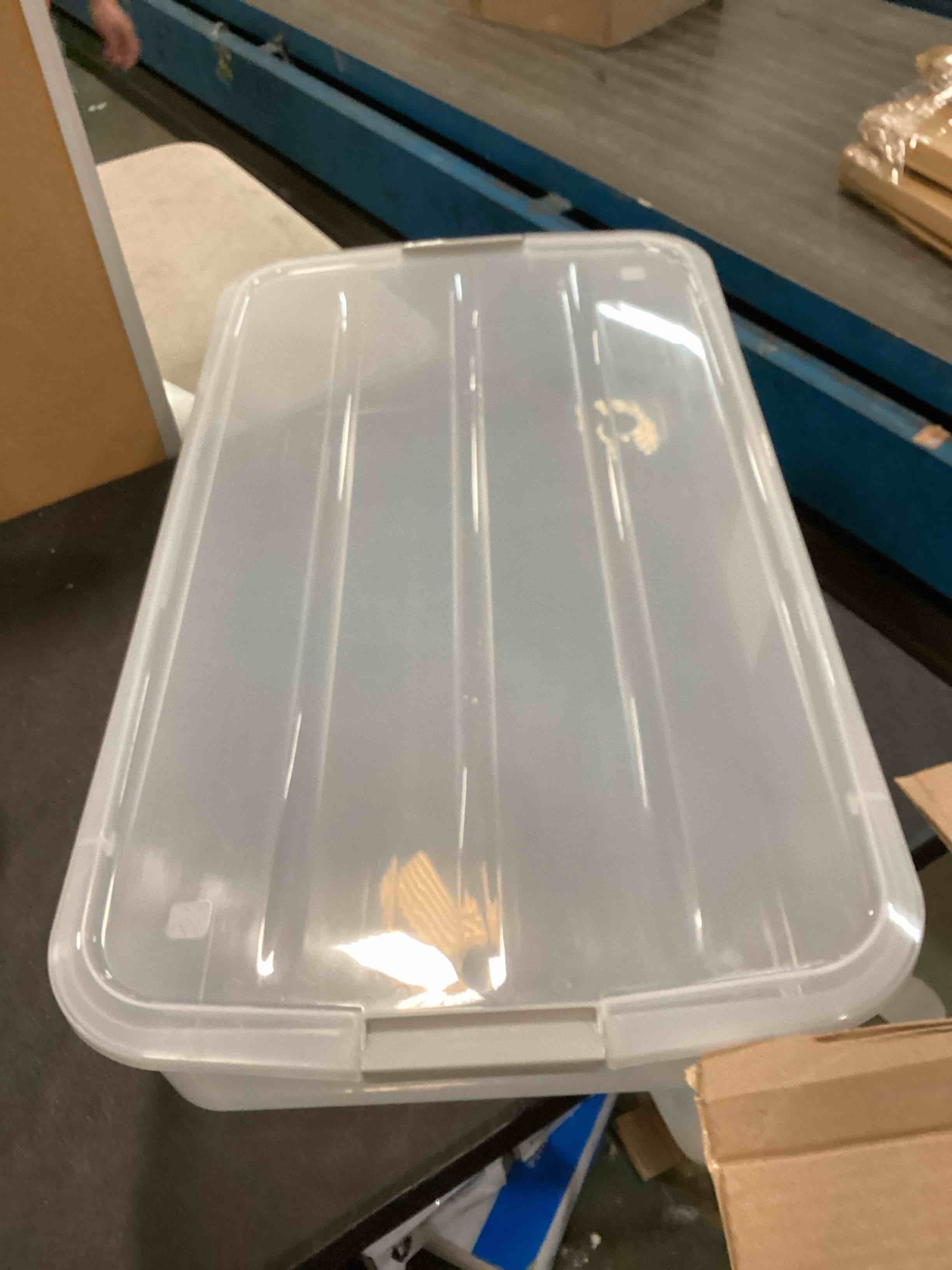 https://s3.amazonaws.com/lotting-images-prod/bidfta/PPE00149964_1728094397180.jpeg