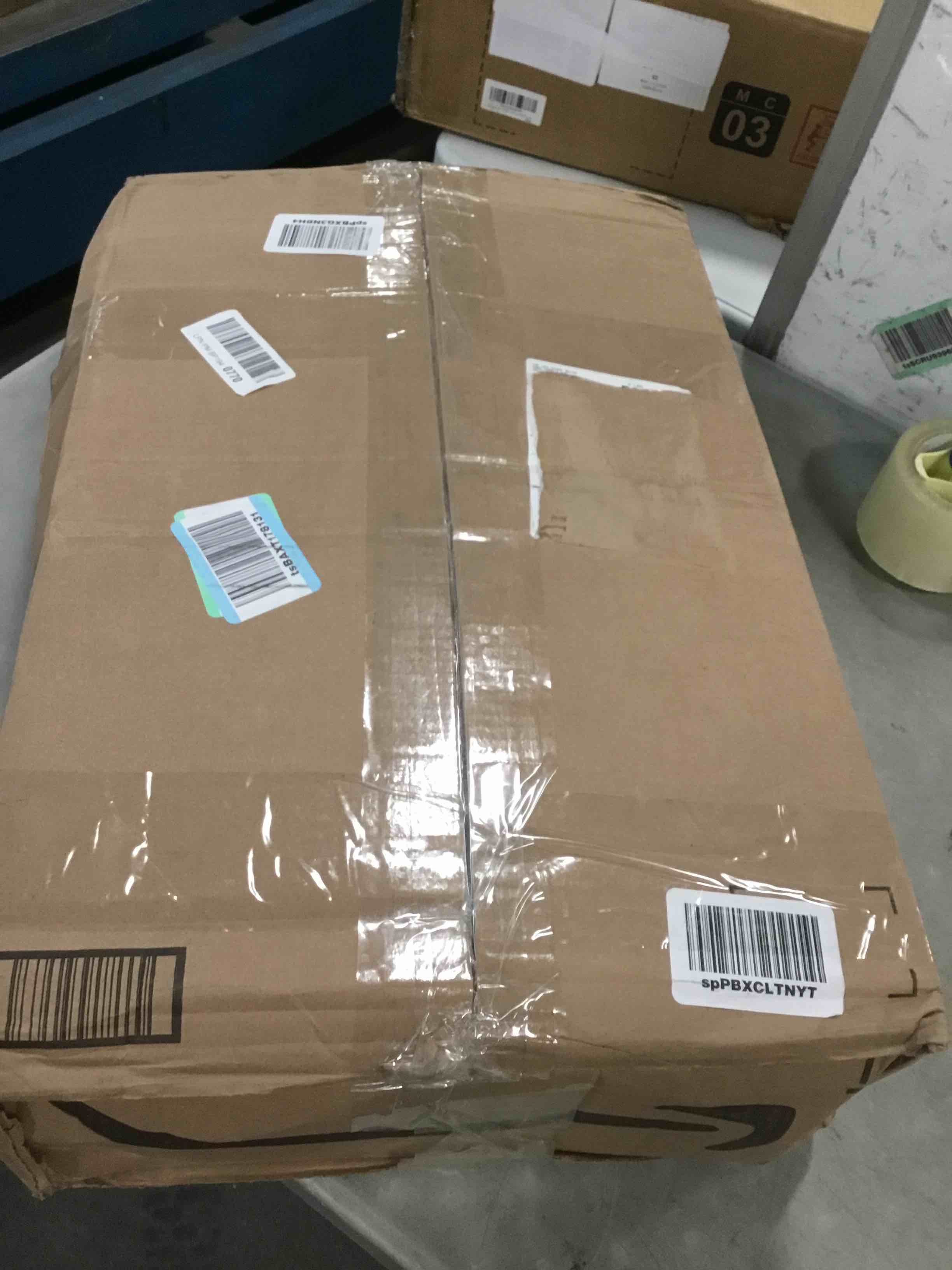 https://s3.amazonaws.com/lotting-images-prod/bidfta/PPE0015087_1725426891083.jpeg