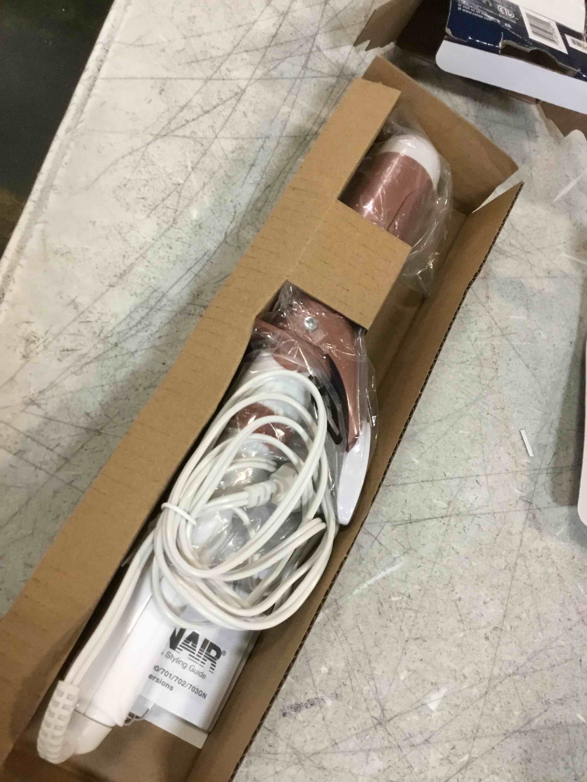 https://s3.amazonaws.com/lotting-images-prod/bidfta/PPE00152655_1728585546321.jpeg
