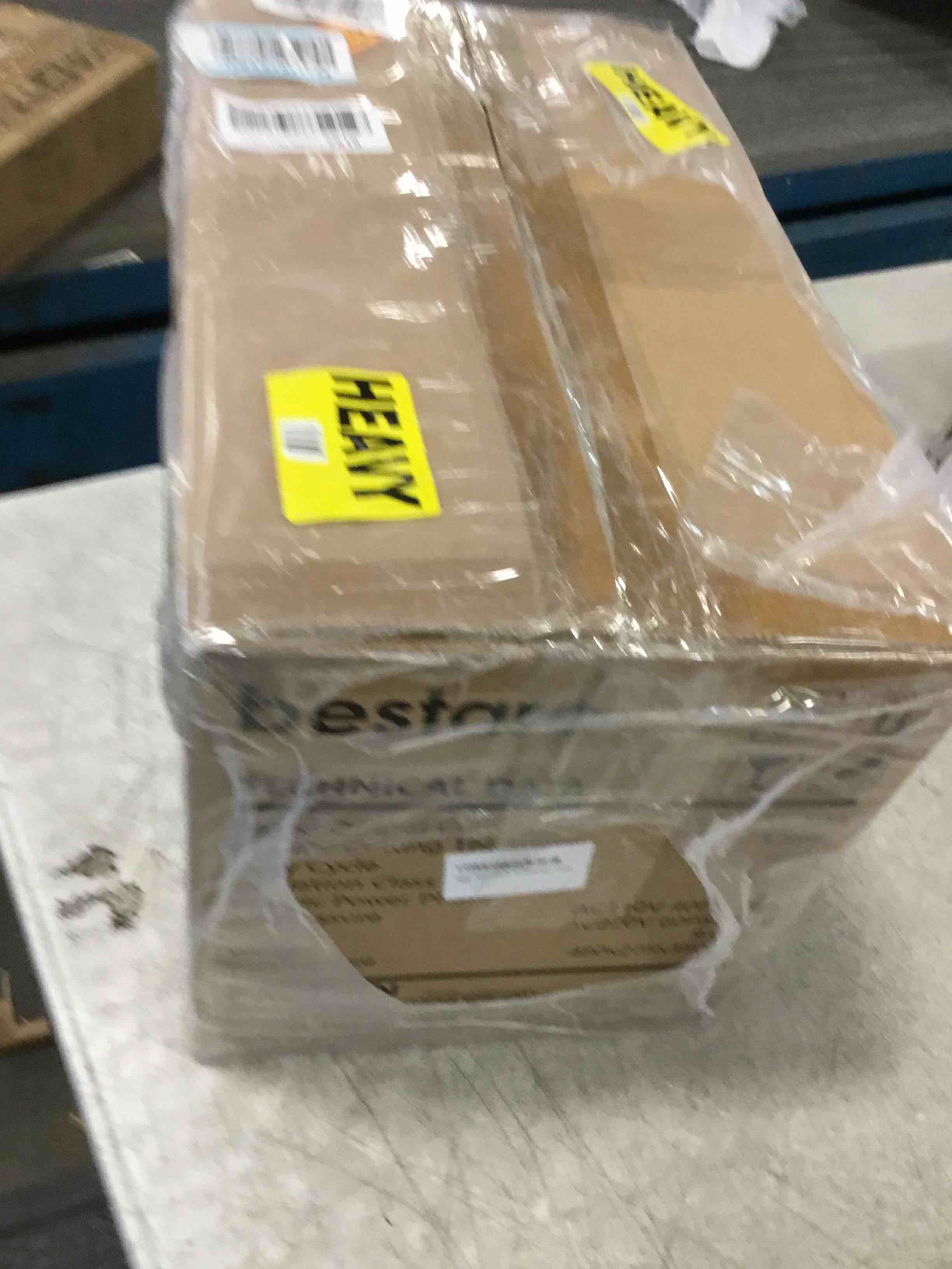 https://s3.amazonaws.com/lotting-images-prod/bidfta/PPE00153307_1728413924124.jpeg