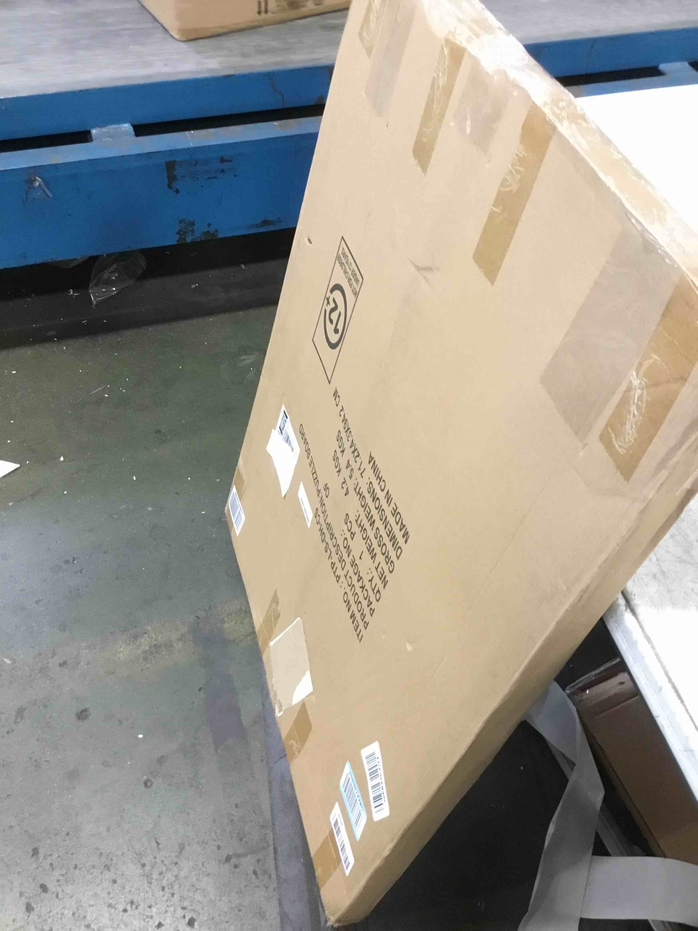 https://s3.amazonaws.com/lotting-images-prod/bidfta/PPE00153313_1728413509553.jpeg
